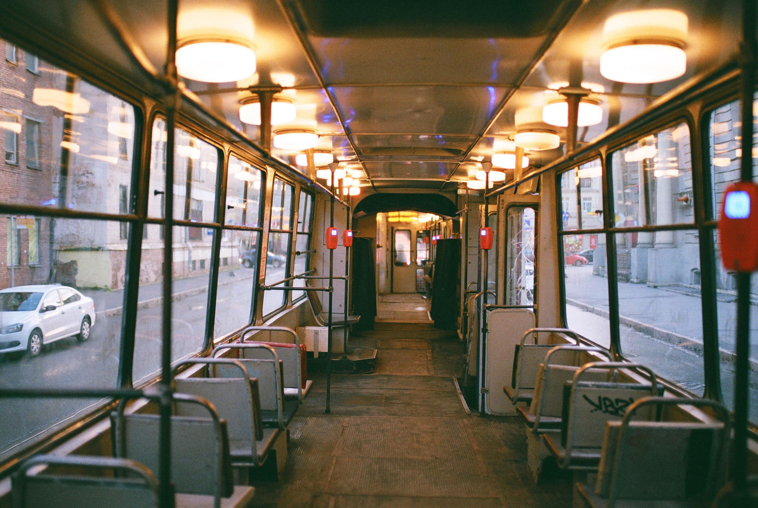 Фотографии цветные. Свадебный и семейный пленочный фотограф в Петербурге Истомина Ирина