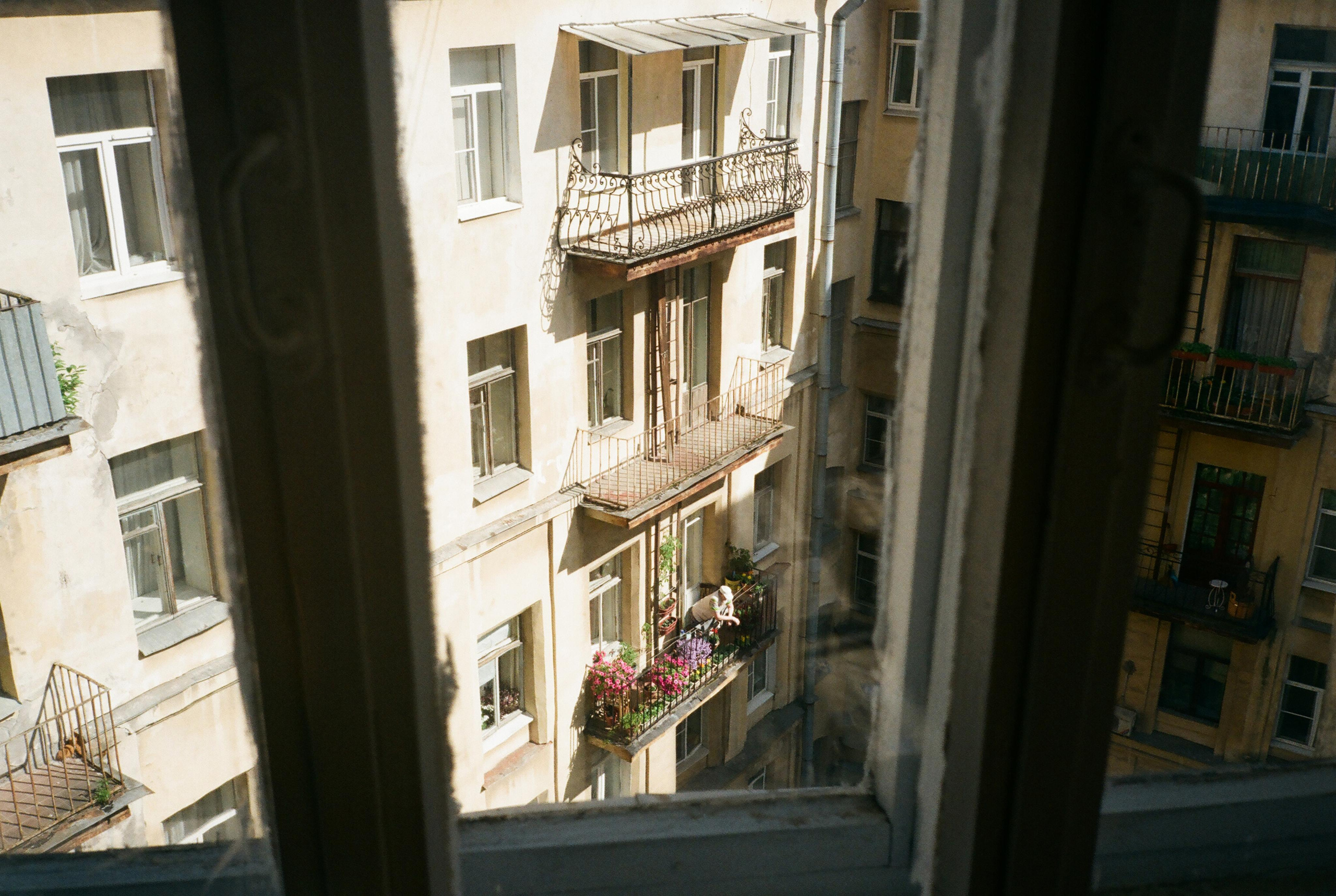 Фотографии цветные. Свадебный и семейный пленочный фотограф в Петербурге Истомина Ирина