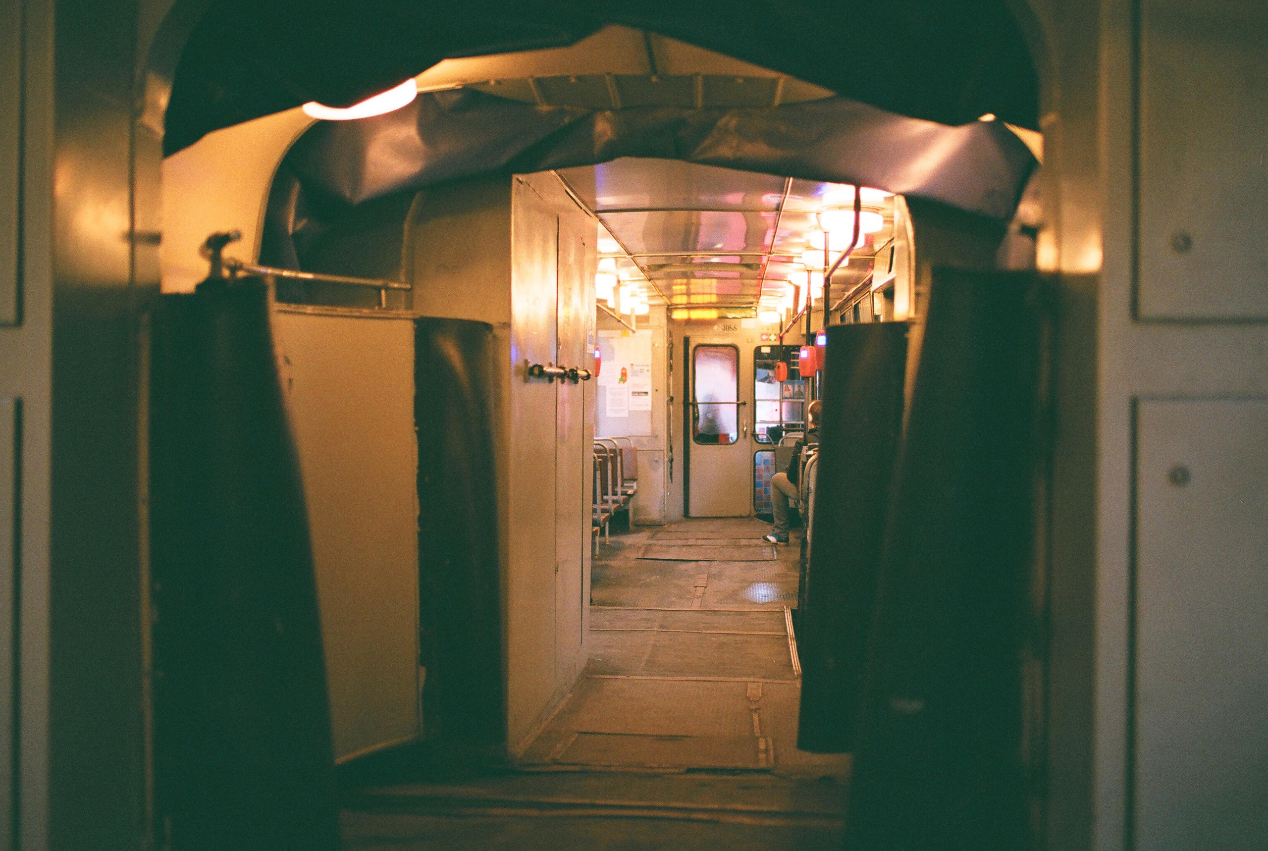 Фотографии цветные. Свадебный и семейный пленочный фотограф в Петербурге Истомина Ирина