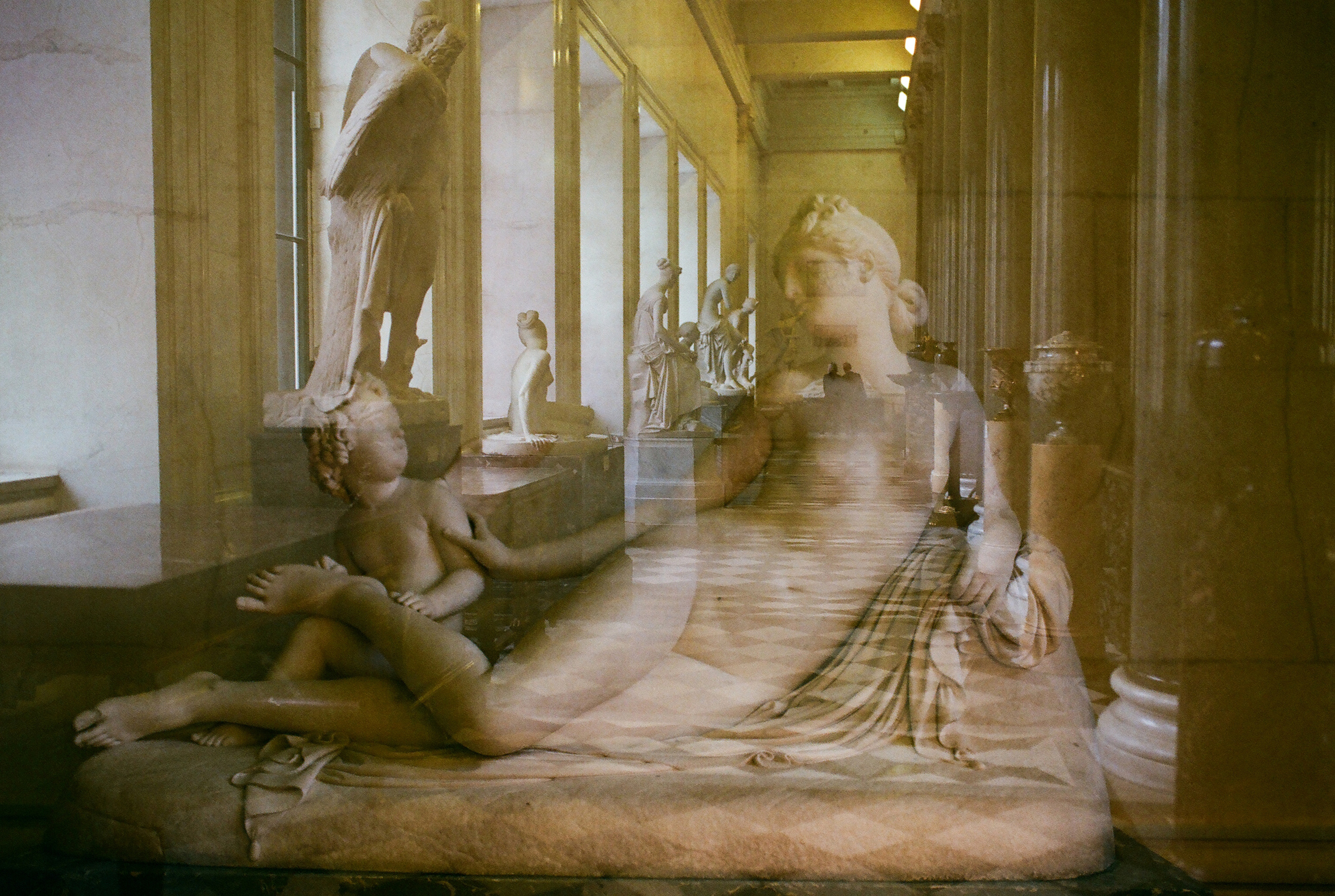 Фотографии цветные. Свадебный и семейный пленочный фотограф в Петербурге Истомина Ирина