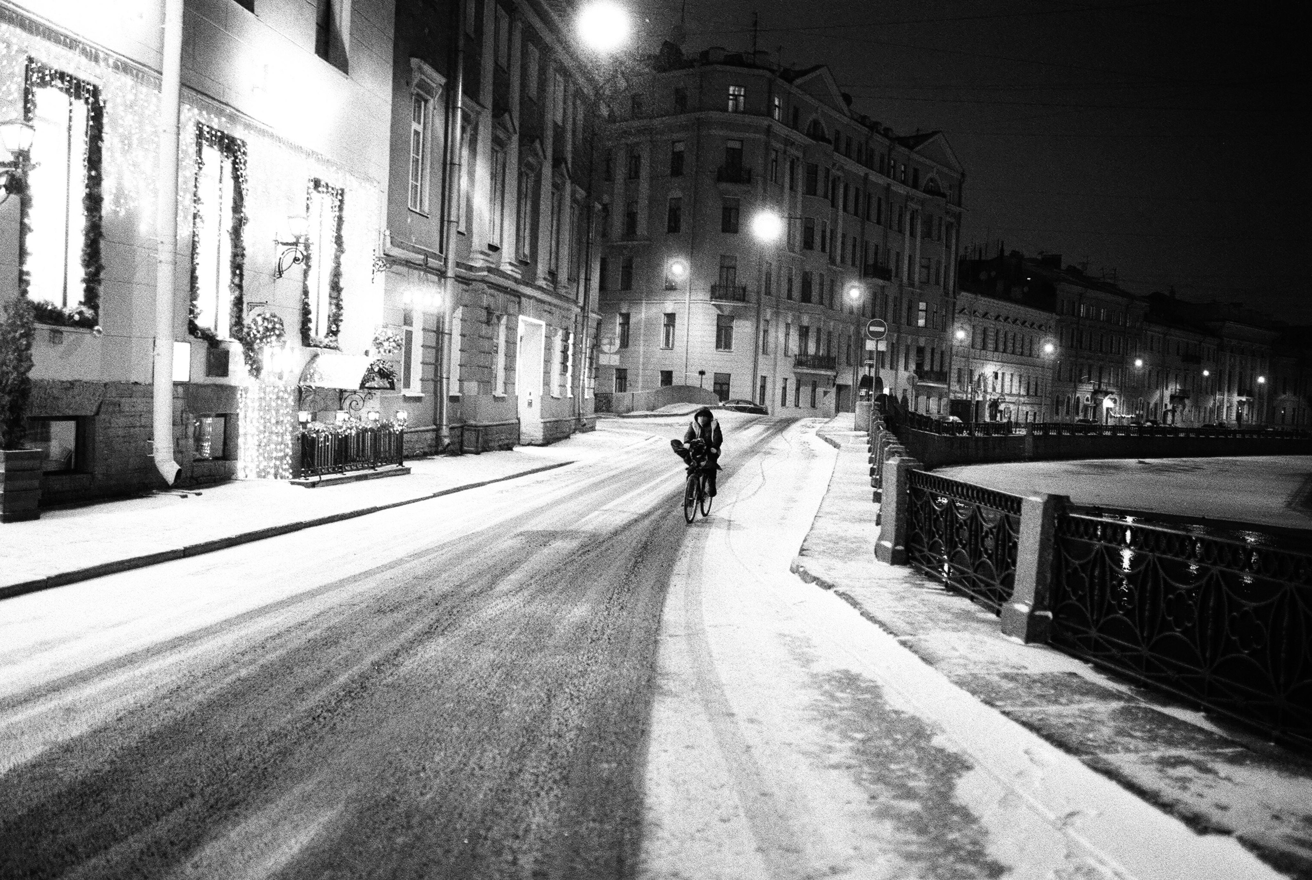 Фотографии черно-белые. Свадебный и семейный пленочный фотограф в Петербурге Истомина Ирина