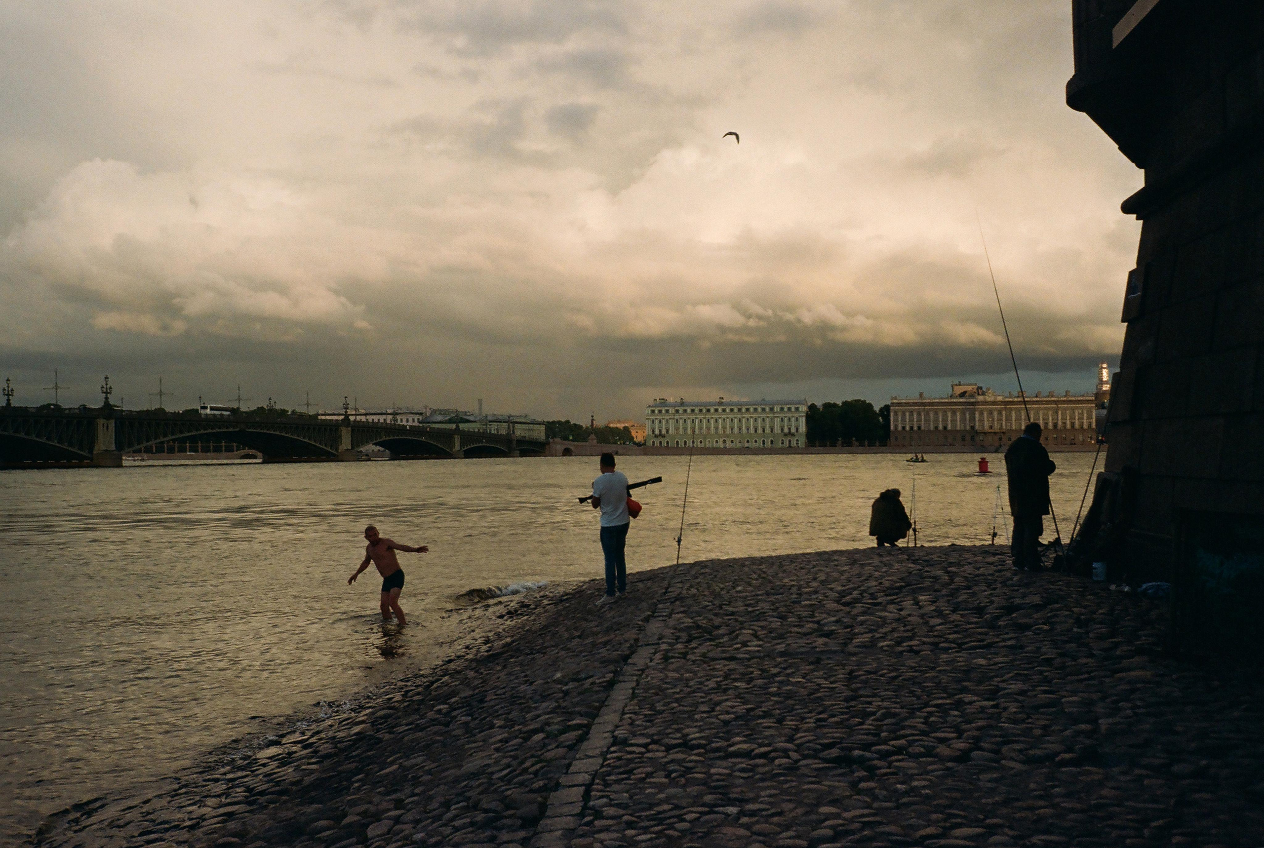 Фотографии цветные. Свадебный и семейный пленочный фотограф в Петербурге Истомина Ирина
