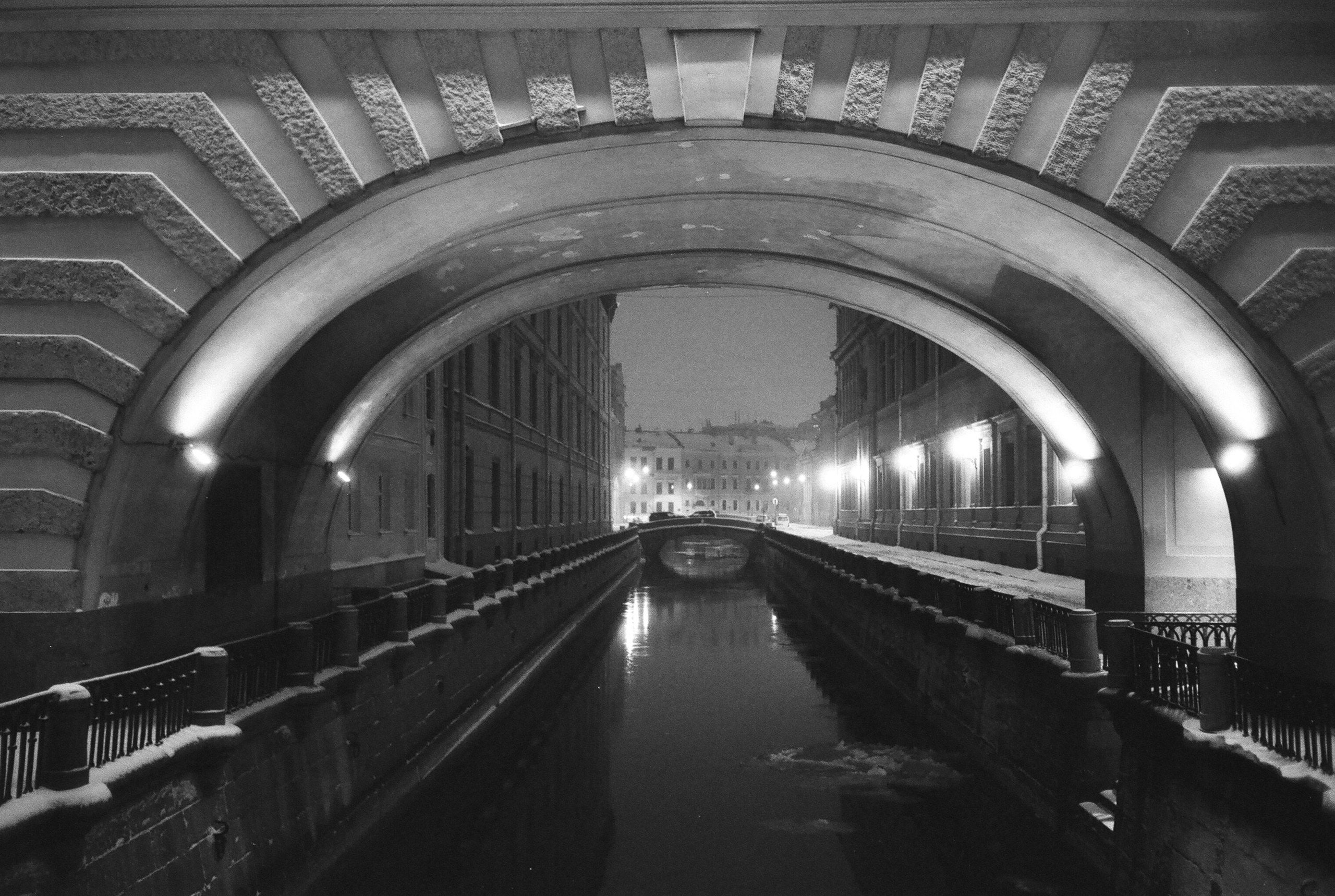 Фотографии черно-белые. Свадебный и семейный пленочный фотограф в Петербурге Истомина Ирина