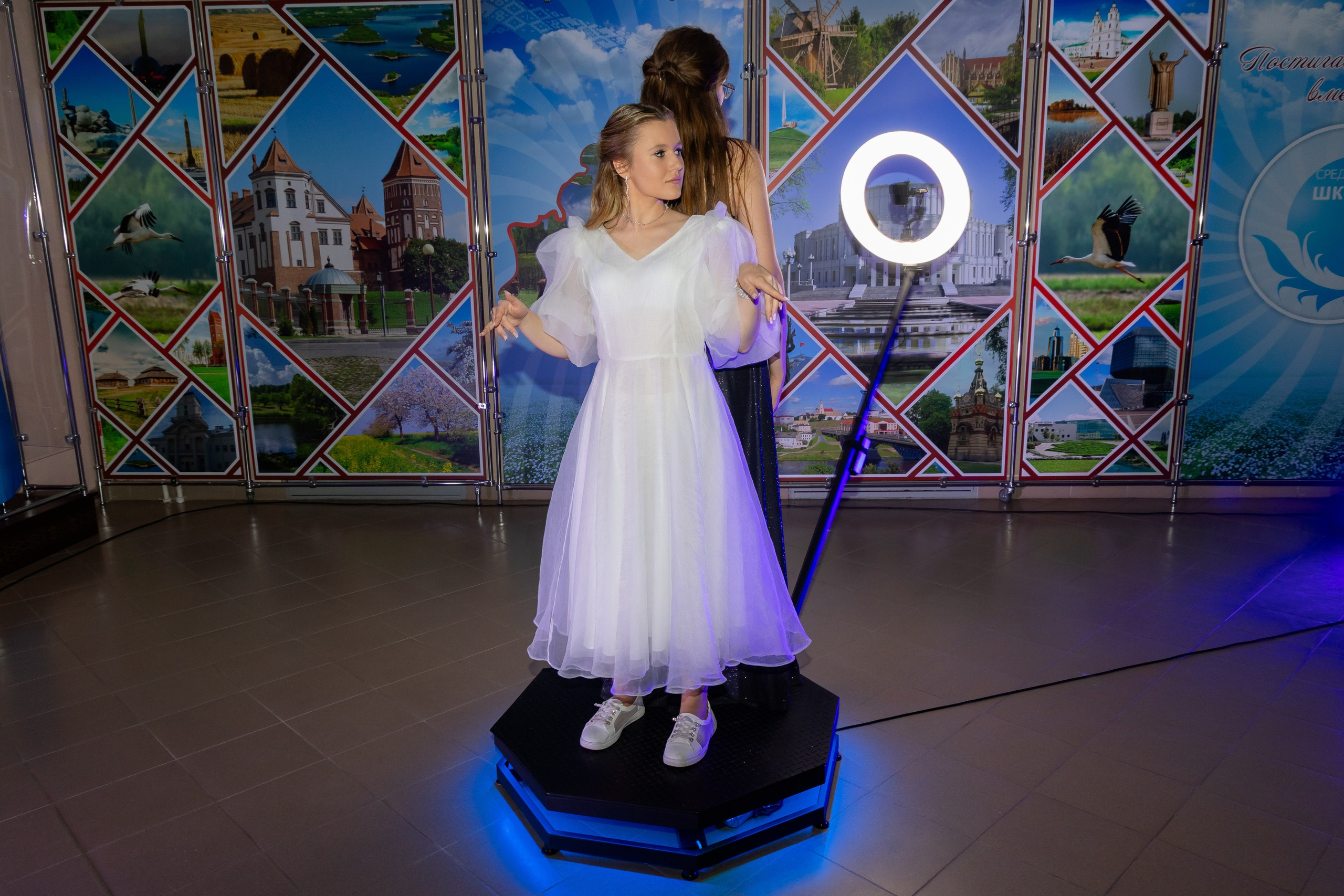 Школьный выпускной 2025 год в Минске, Беларуси. Свадебный фотограф в Минске/Беларуси Сергей Спиридонов