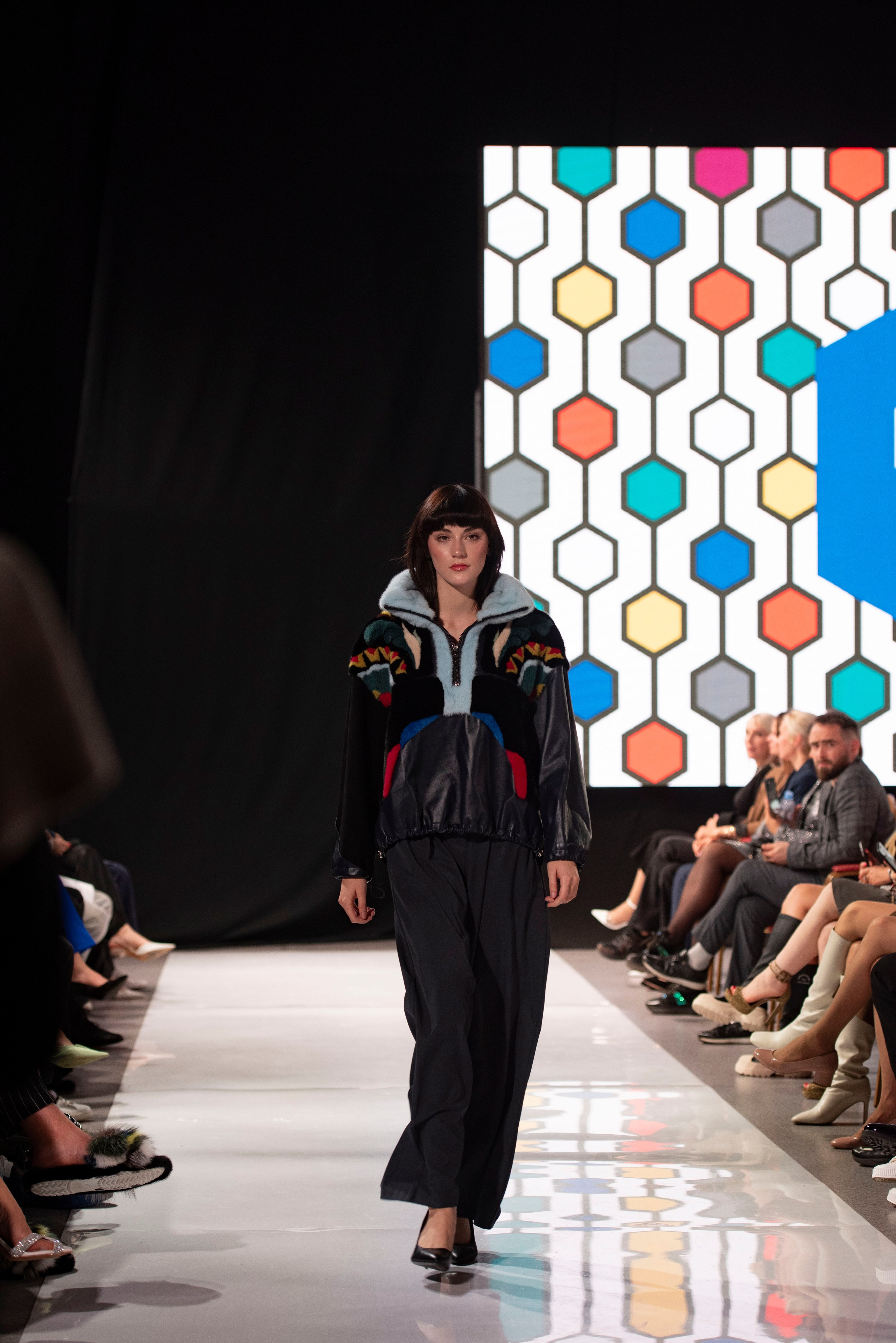 Фотограф на модельный показ. Свадебный, семейный, фэшн фотограф, школьный фотограф в Сочи