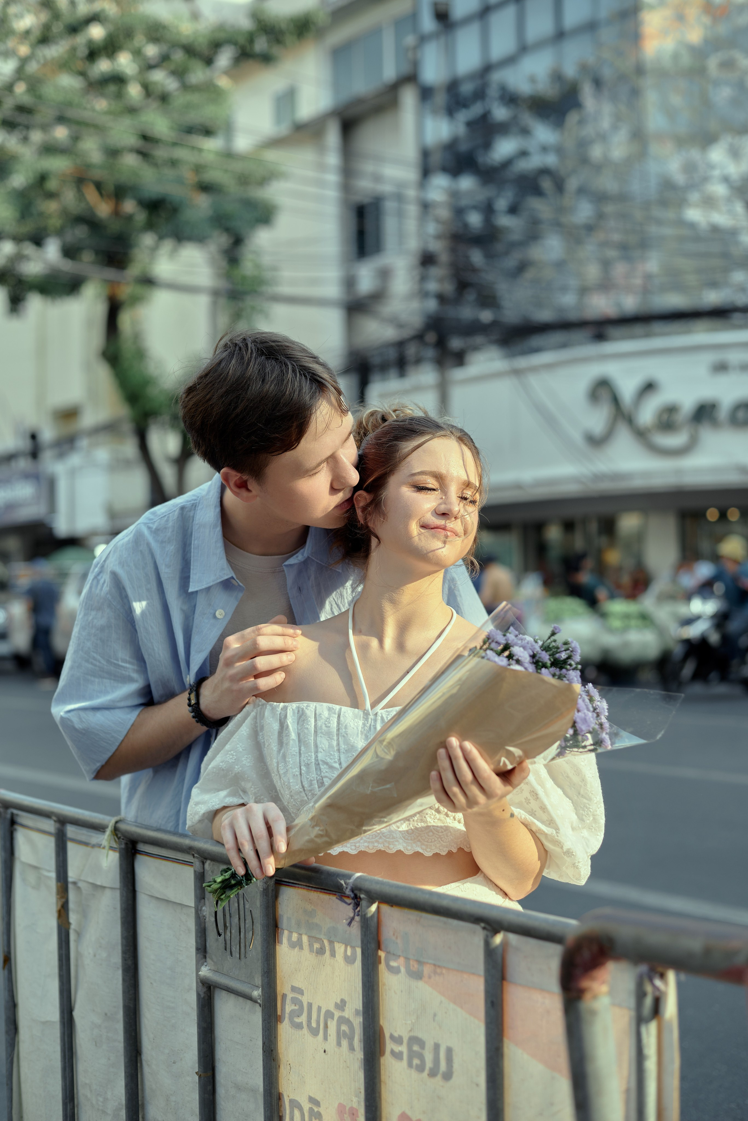Lovestory photoshoot in Bangkok (story in Flowers market). Photographer Bangkok — Pattaya | фотограф Бангкок — Паттайа