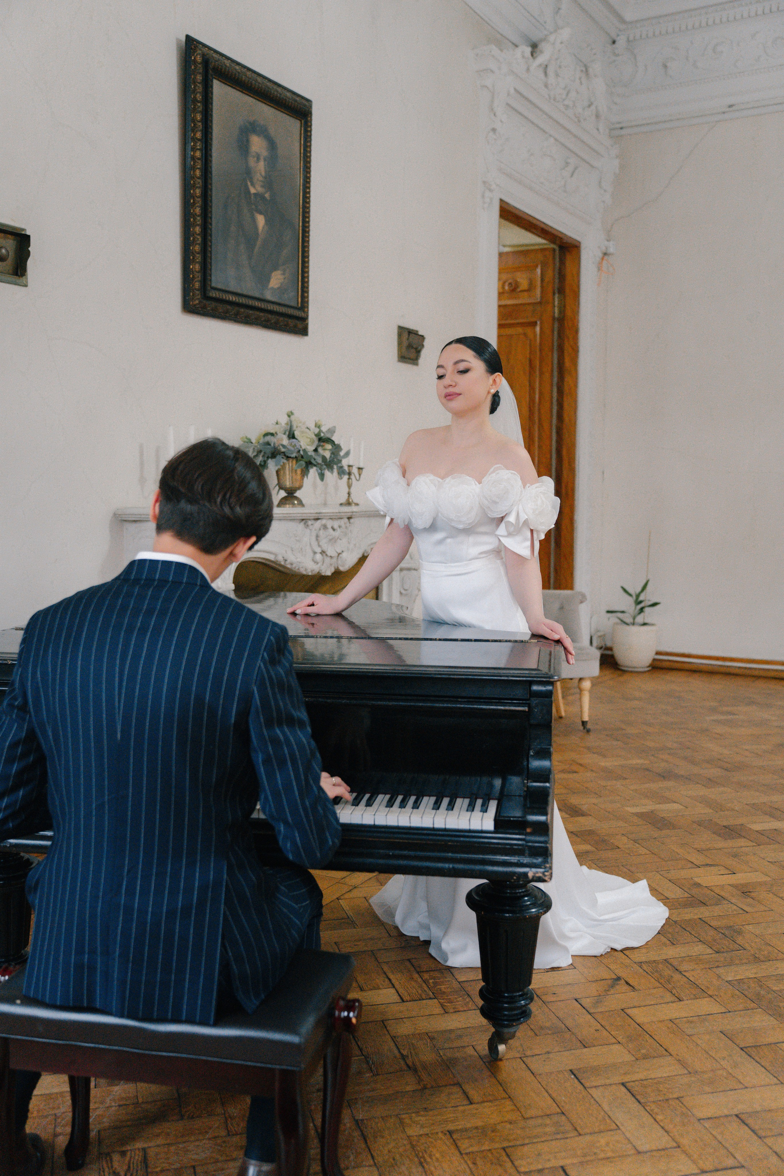 Свадебная фотосессия в Библиотеке читальне им. Пушкина