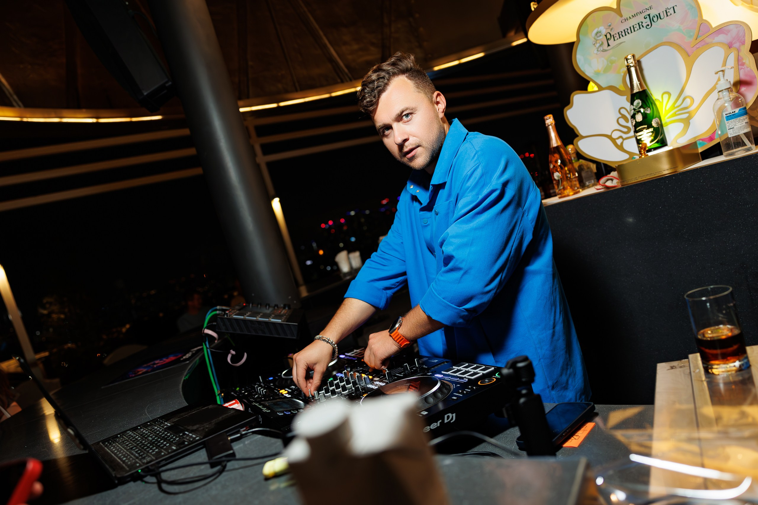 LEADS SEOUL. Репортажный фотограф Саша Матвеев