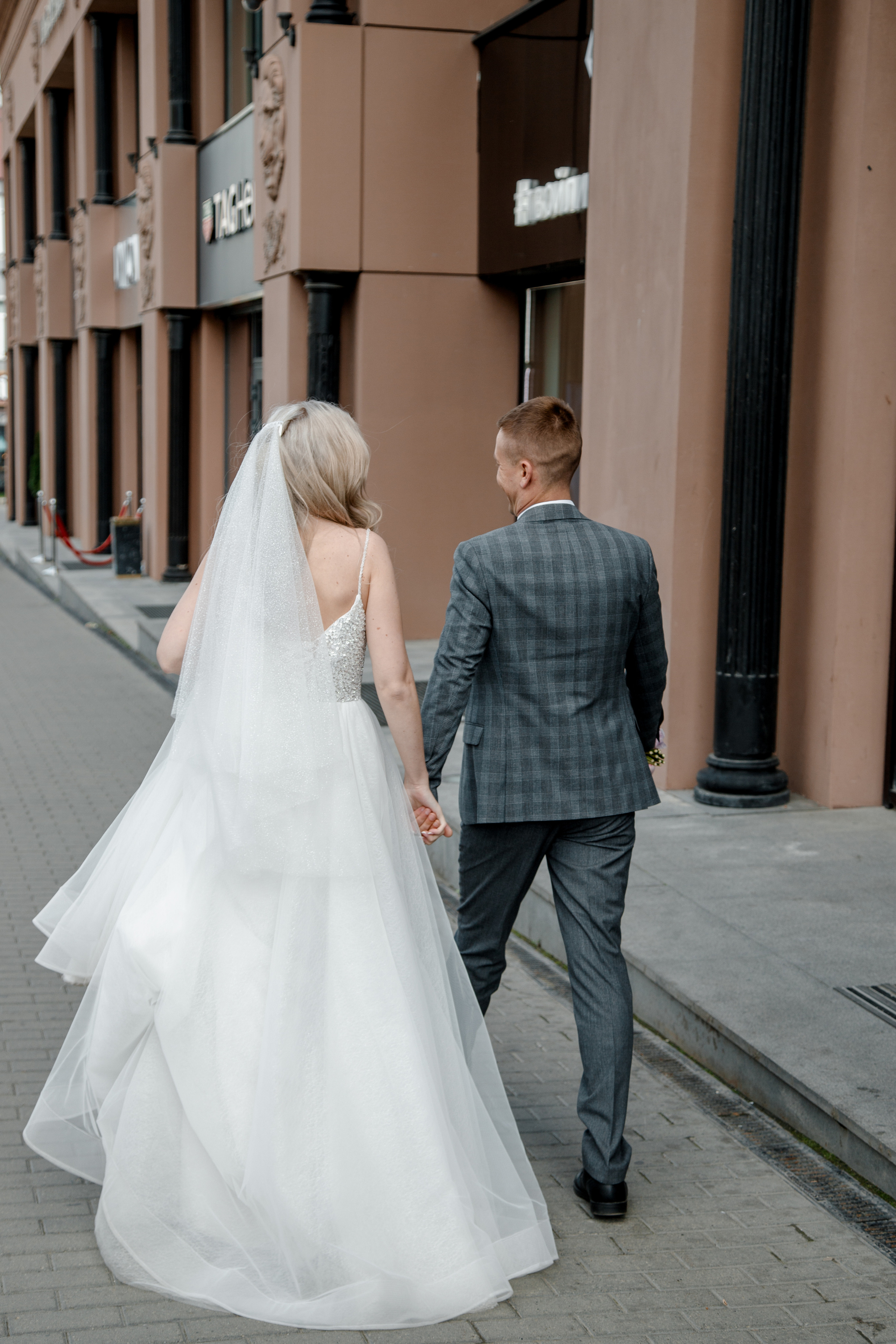 Прогулка после Загса Костя и Катюша. Свадебный и семейный фотограф Ибрагимова Мария из Екатеринбурга