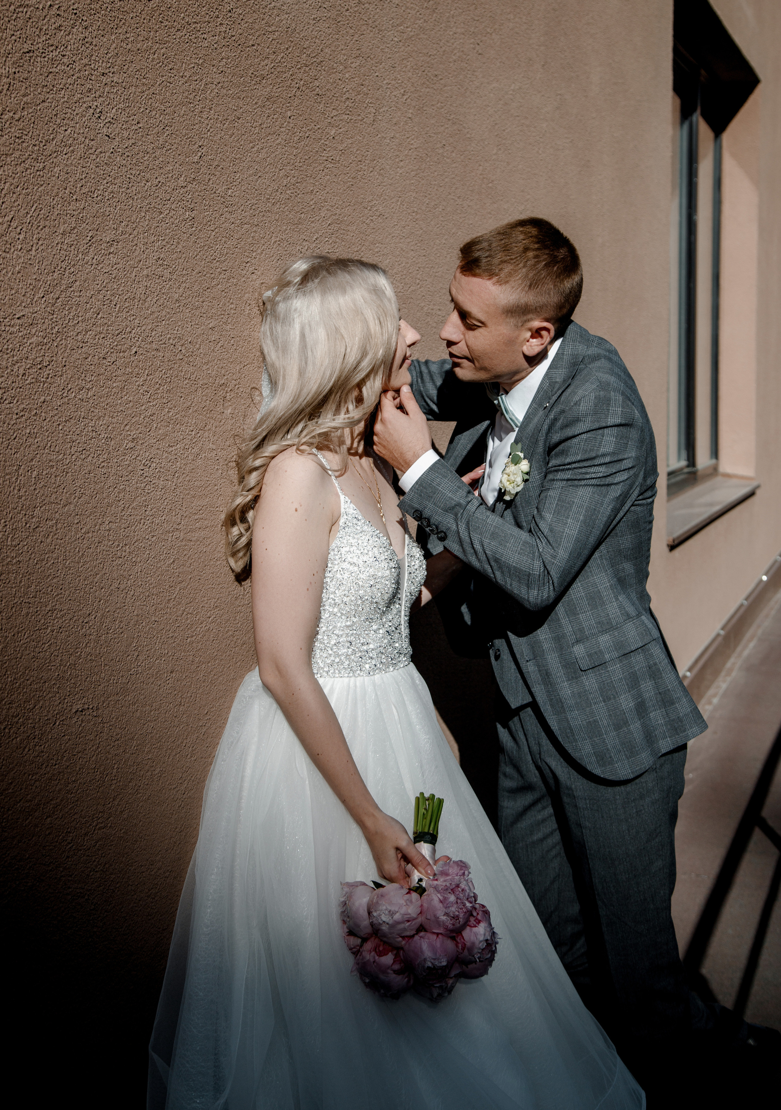 Прогулка после Загса Костя и Катюша. Свадебный и семейный фотограф Ибрагимова Мария из Екатеринбурга