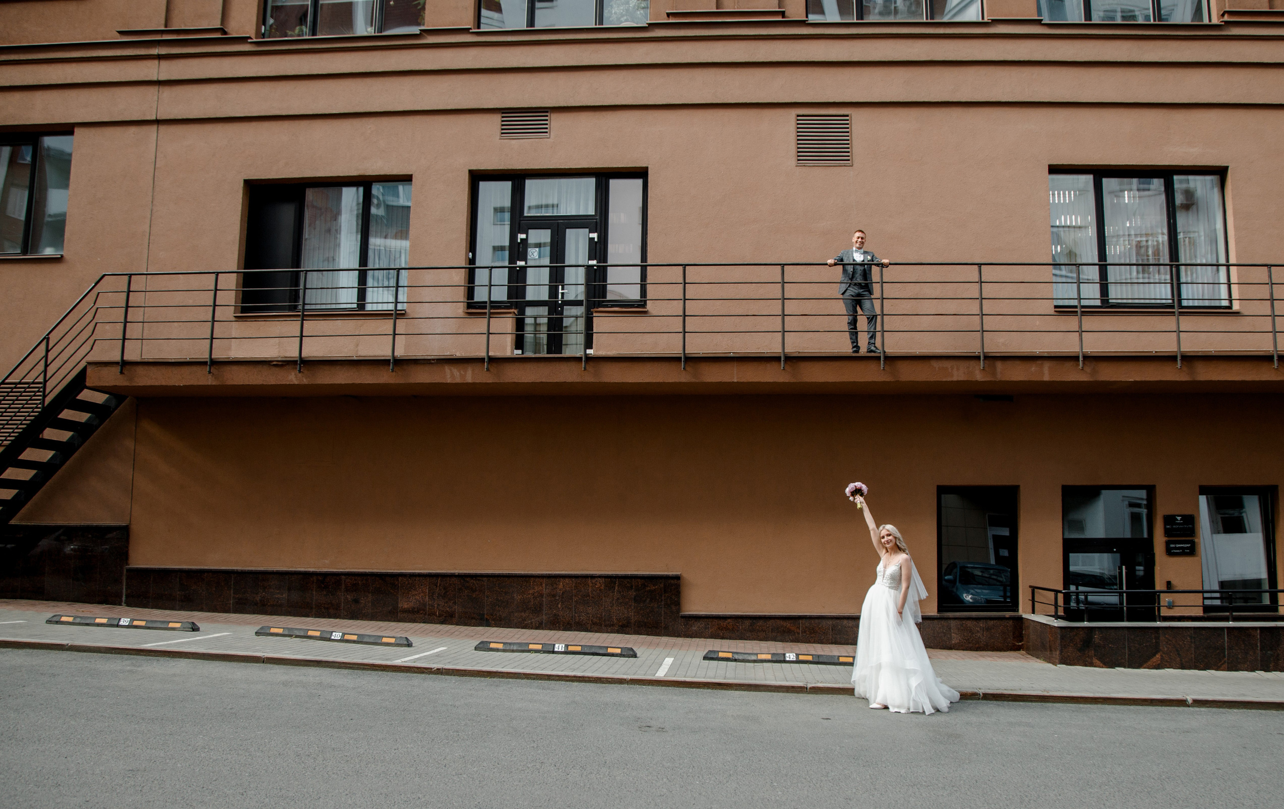 Прогулка после Загса Костя и Катюша. Свадебный и семейный фотограф Ибрагимова Мария из Екатеринбурга