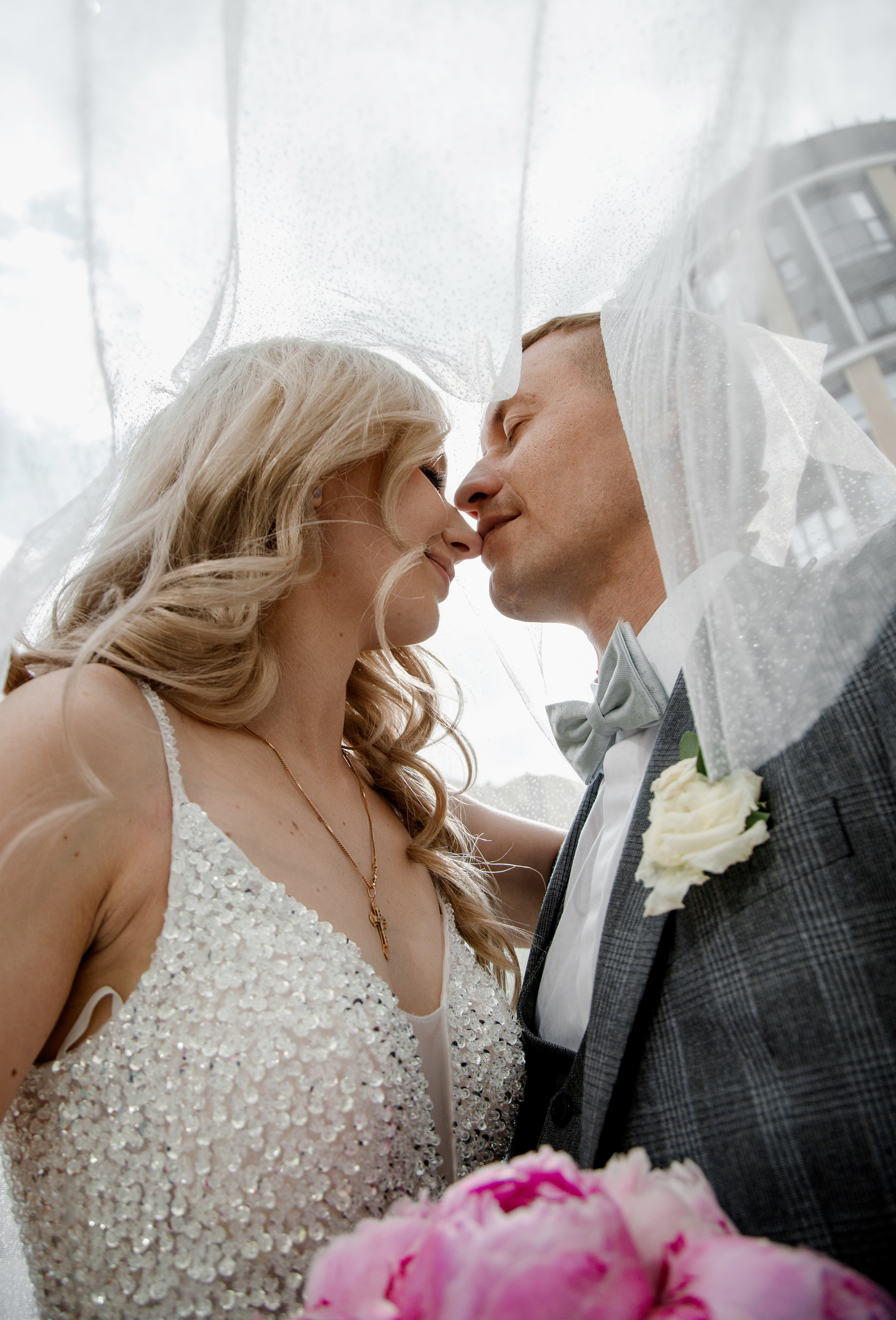 Прогулка после Загса Костя и Катюша. Свадебный и семейный фотограф Ибрагимова Мария из Екатеринбурга