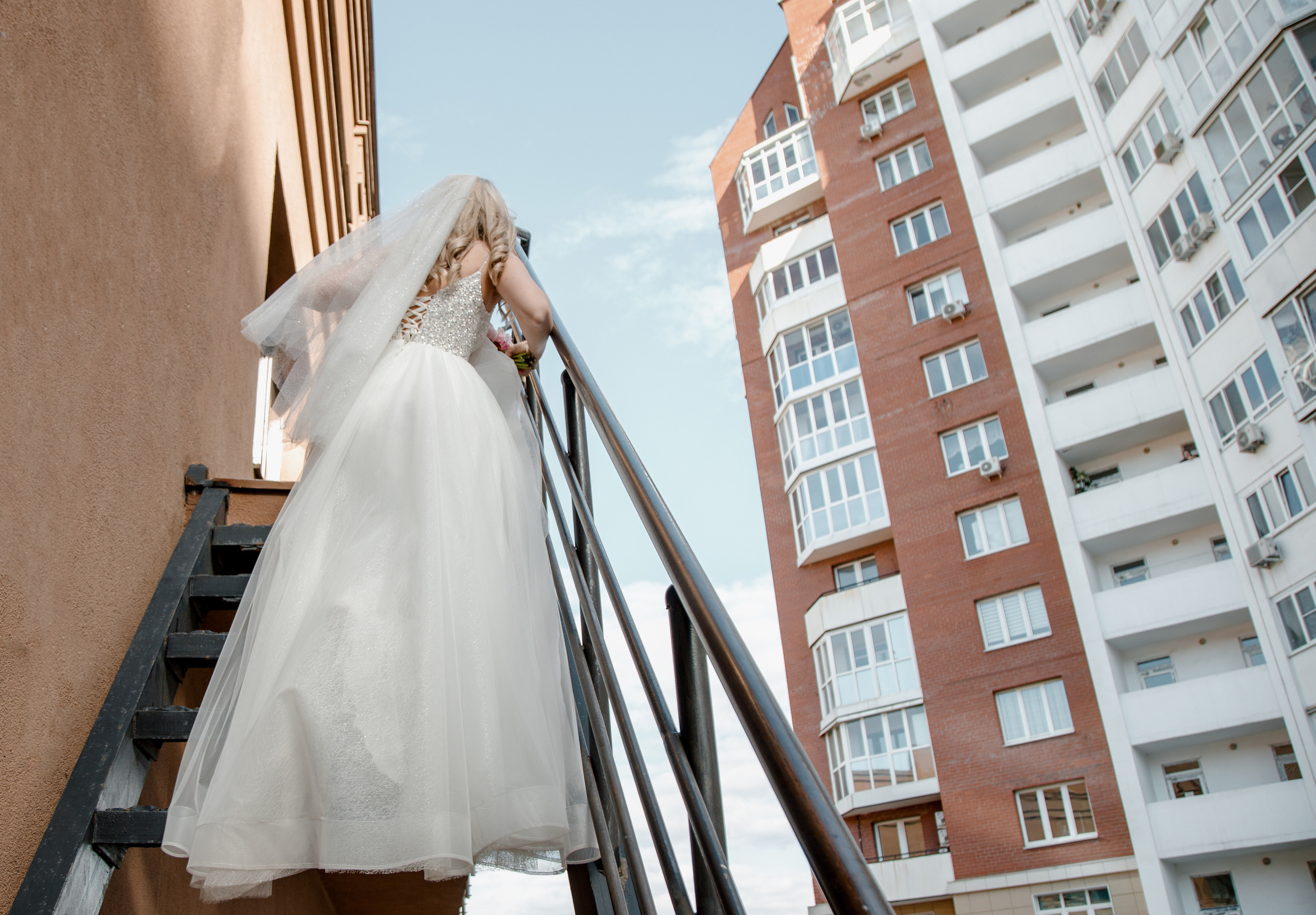 Прогулка после Загса Костя и Катюша. Свадебный и семейный фотограф Ибрагимова Мария из Екатеринбурга