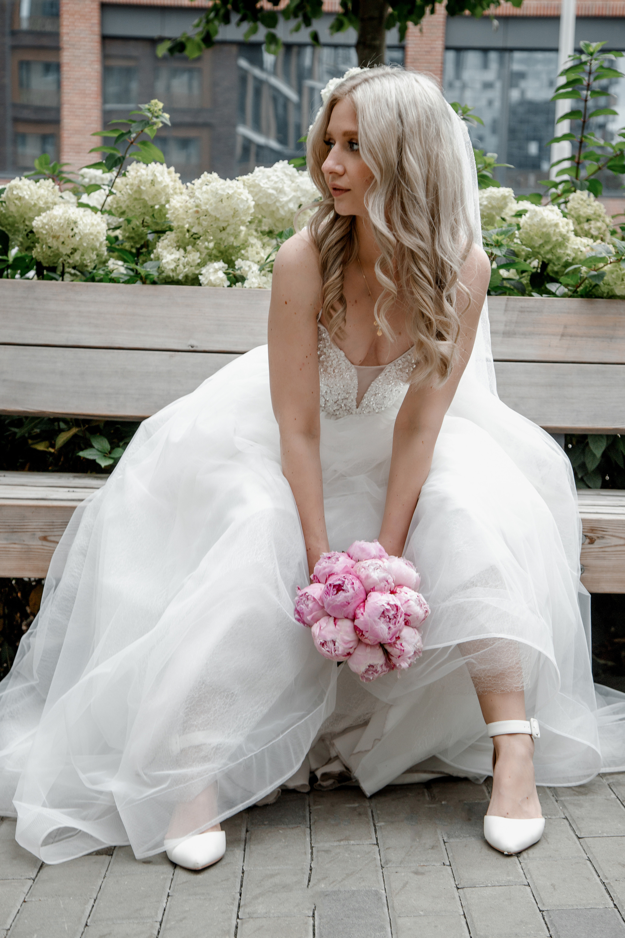 Прогулка после Загса Костя и Катюша. Свадебный и семейный фотограф Ибрагимова Мария из Екатеринбурга