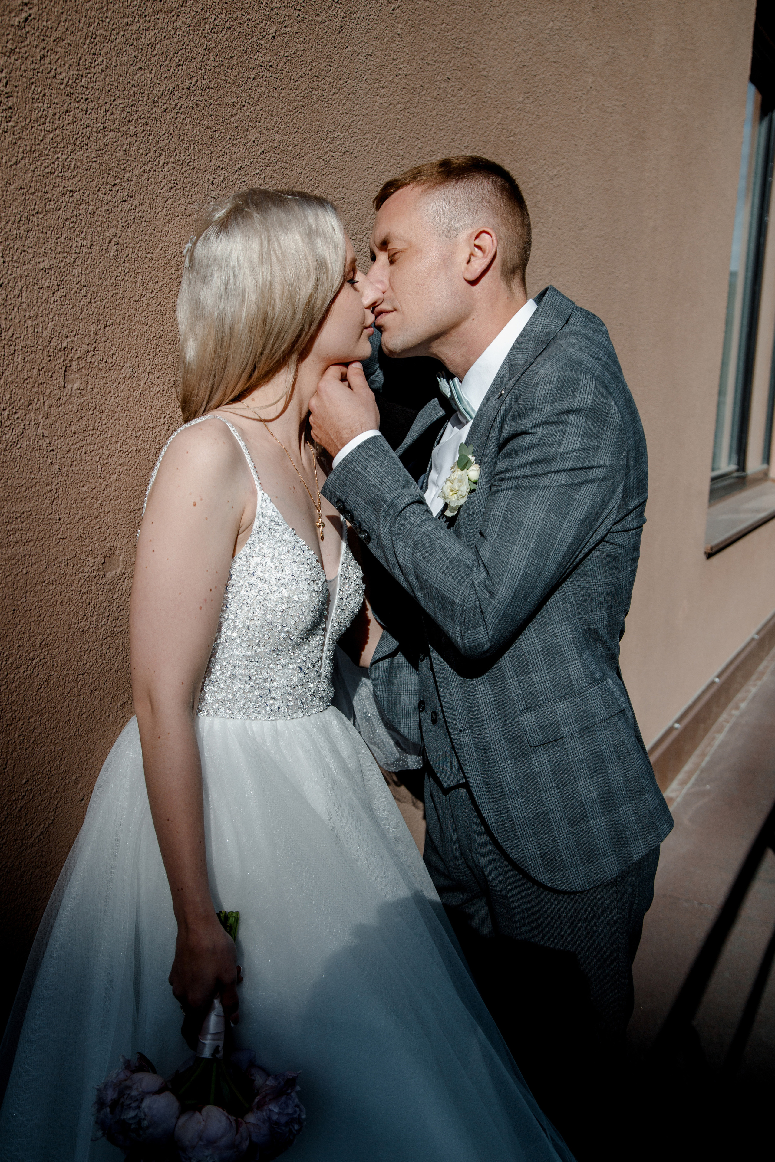 Прогулка после Загса Костя и Катюша. Свадебный и семейный фотограф Ибрагимова Мария из Екатеринбурга