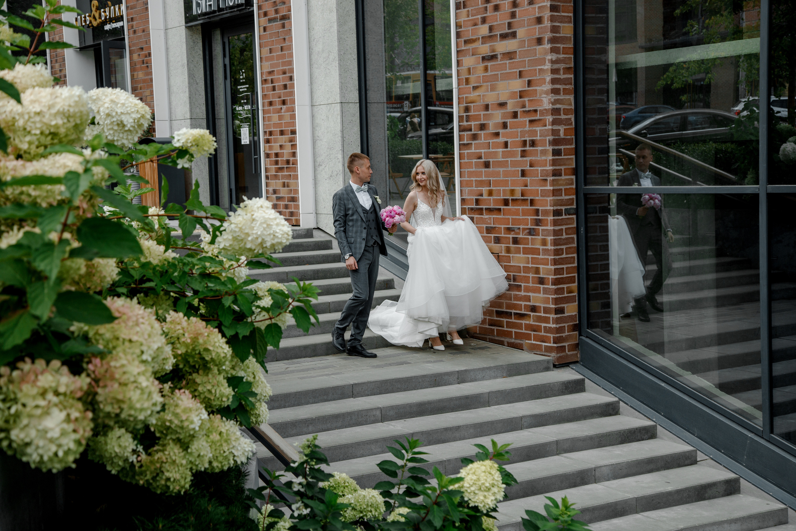 Прогулка после Загса Костя и Катюша. Свадебный и семейный фотограф Ибрагимова Мария из Екатеринбурга