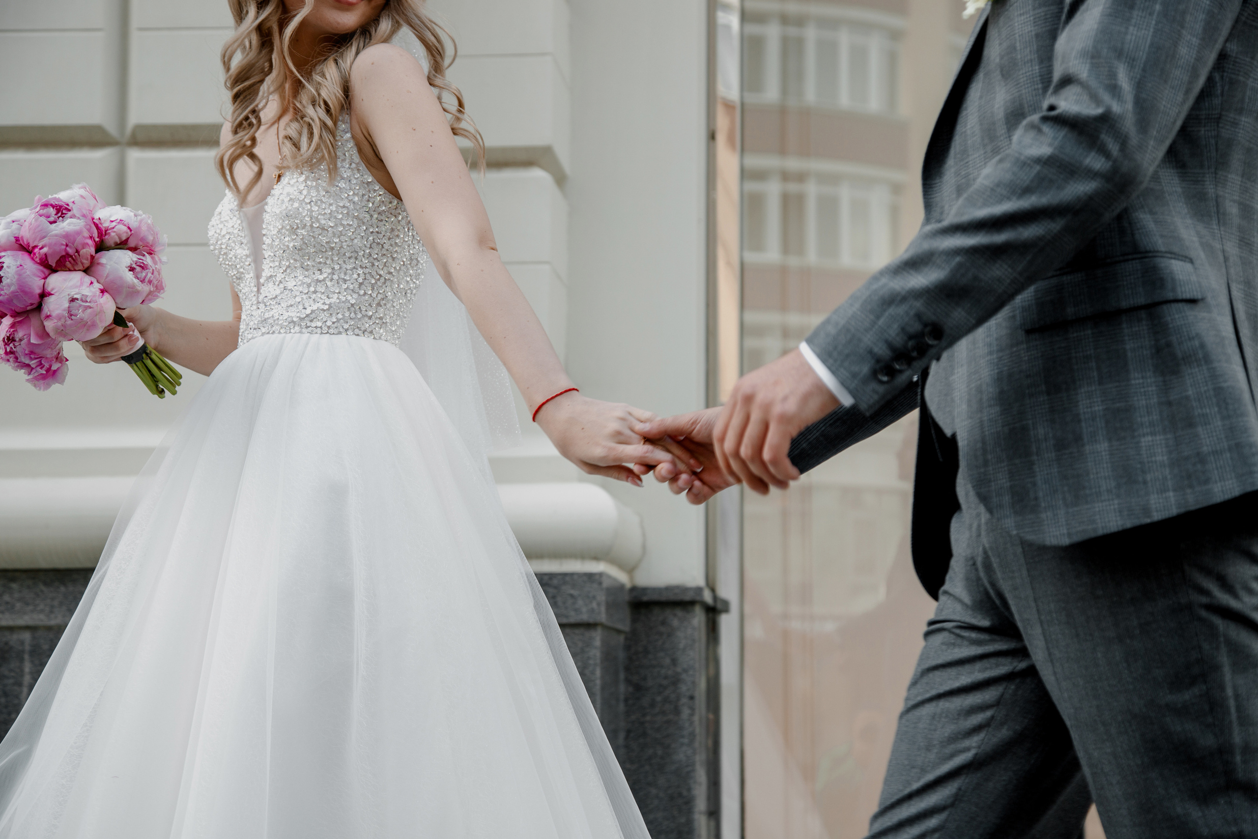 Прогулка после Загса Костя и Катюша. Свадебный и семейный фотограф Ибрагимова Мария из Екатеринбурга