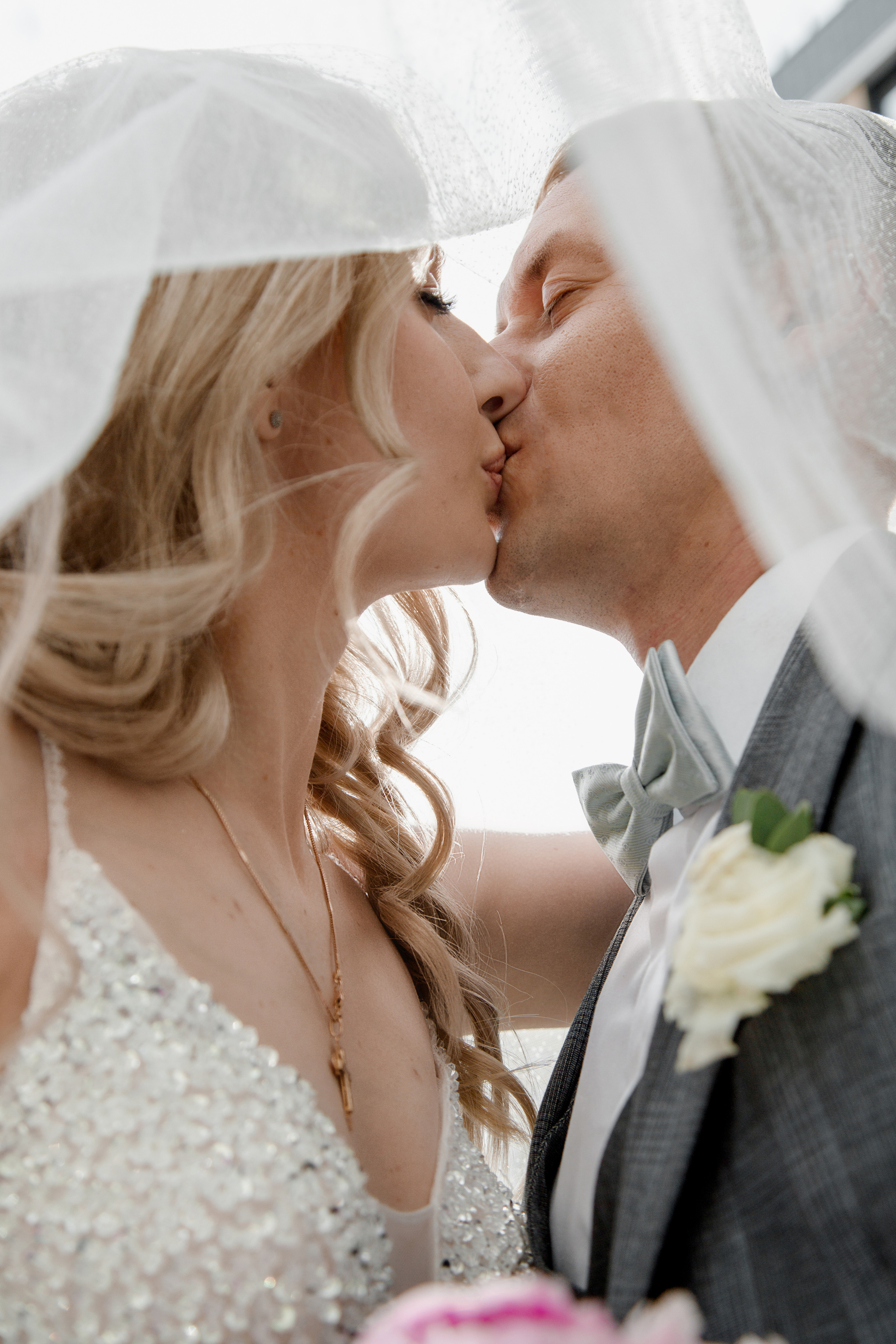 Прогулка после Загса Костя и Катюша. Свадебный и семейный фотограф Ибрагимова Мария из Екатеринбурга