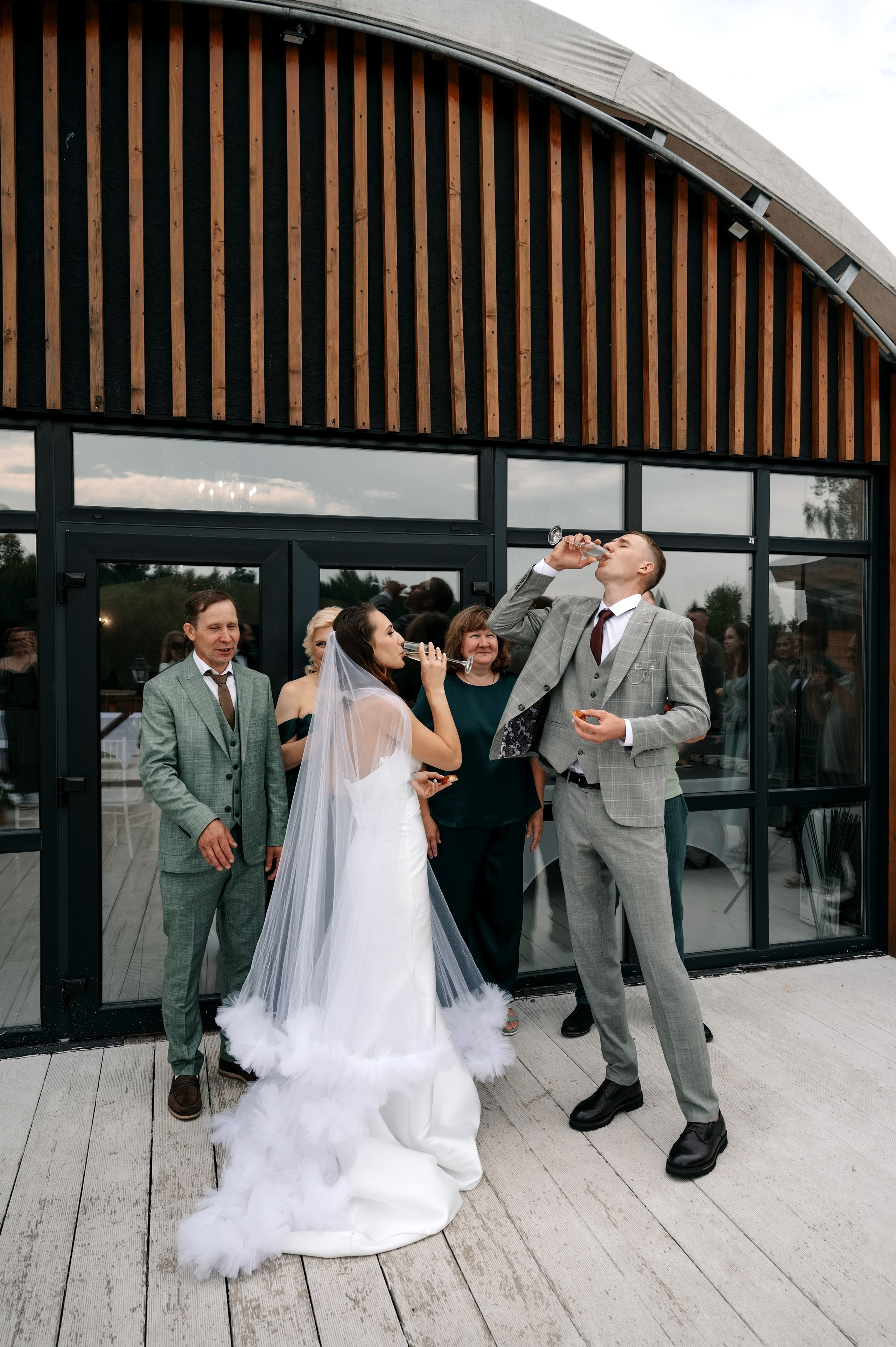 Свадьба в Гребнево в Трубецком. Свадебный и семейный фотограф Виктория Носачёва. Щелково, Москва и МО