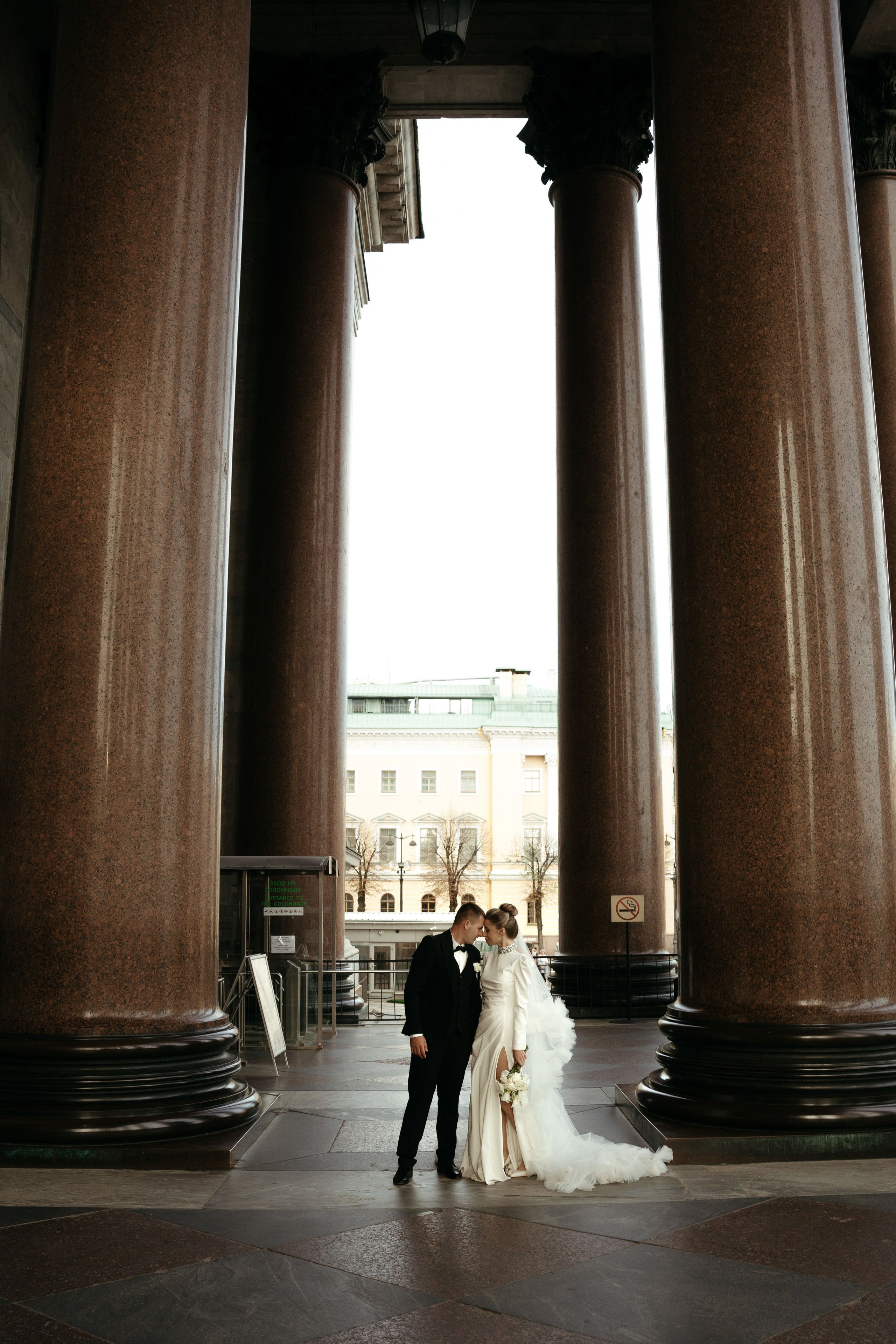 Однажды в летнем саду. Свадебный фотограф в Петербурге Таша Вайб