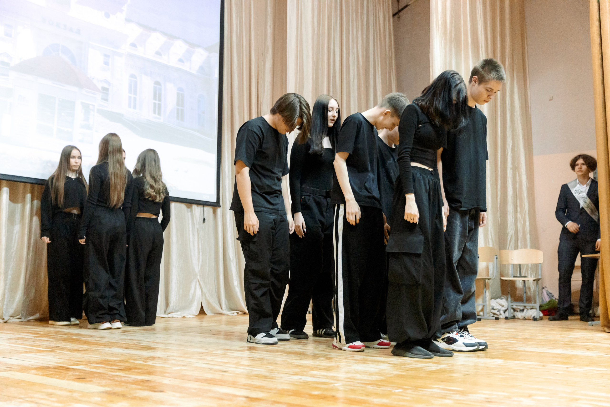 Выпускной шк 88 9-е кл. 24.05.2024. Свадебный и Семейный фотограф г. Ижевск Гульназ Солдатова. Гульназ фото