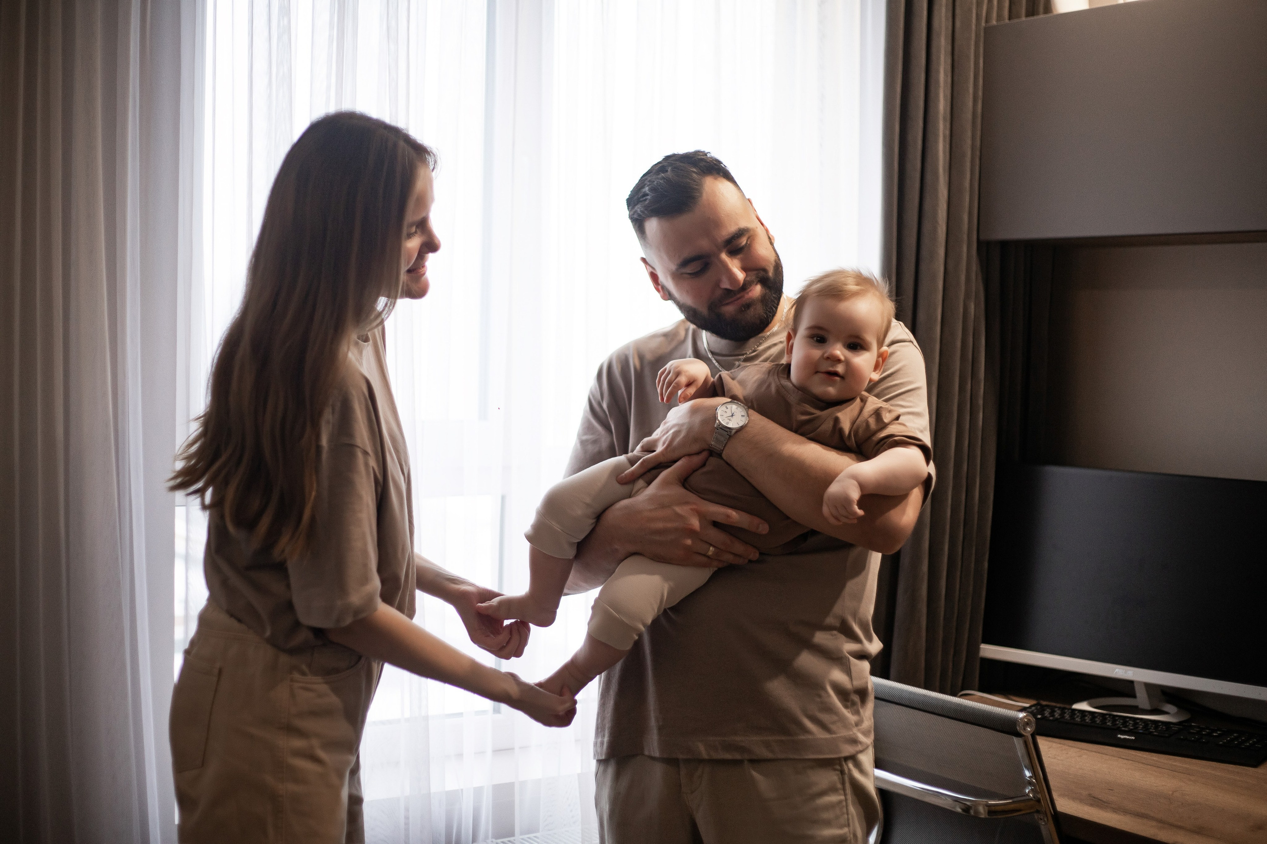 Совместный завтрак. Семейная съемка — это красивый способ признаться своей семье в любви