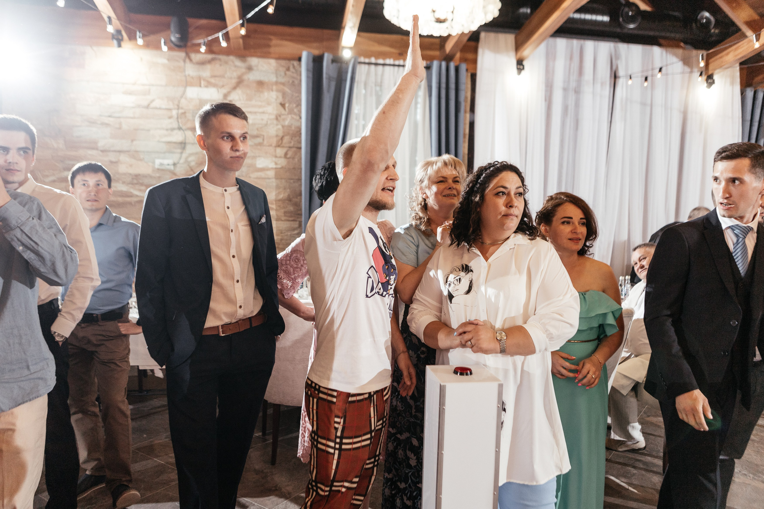 Свадебный фотограф Уфа — Руслан ГабдлисламовЖивые эмоции, красивые кадры, воспоминания на всю жизнь.Работаю по всей Республике Башкортоста. Свадебный фотограф Уфа Руслан Габдлисламов