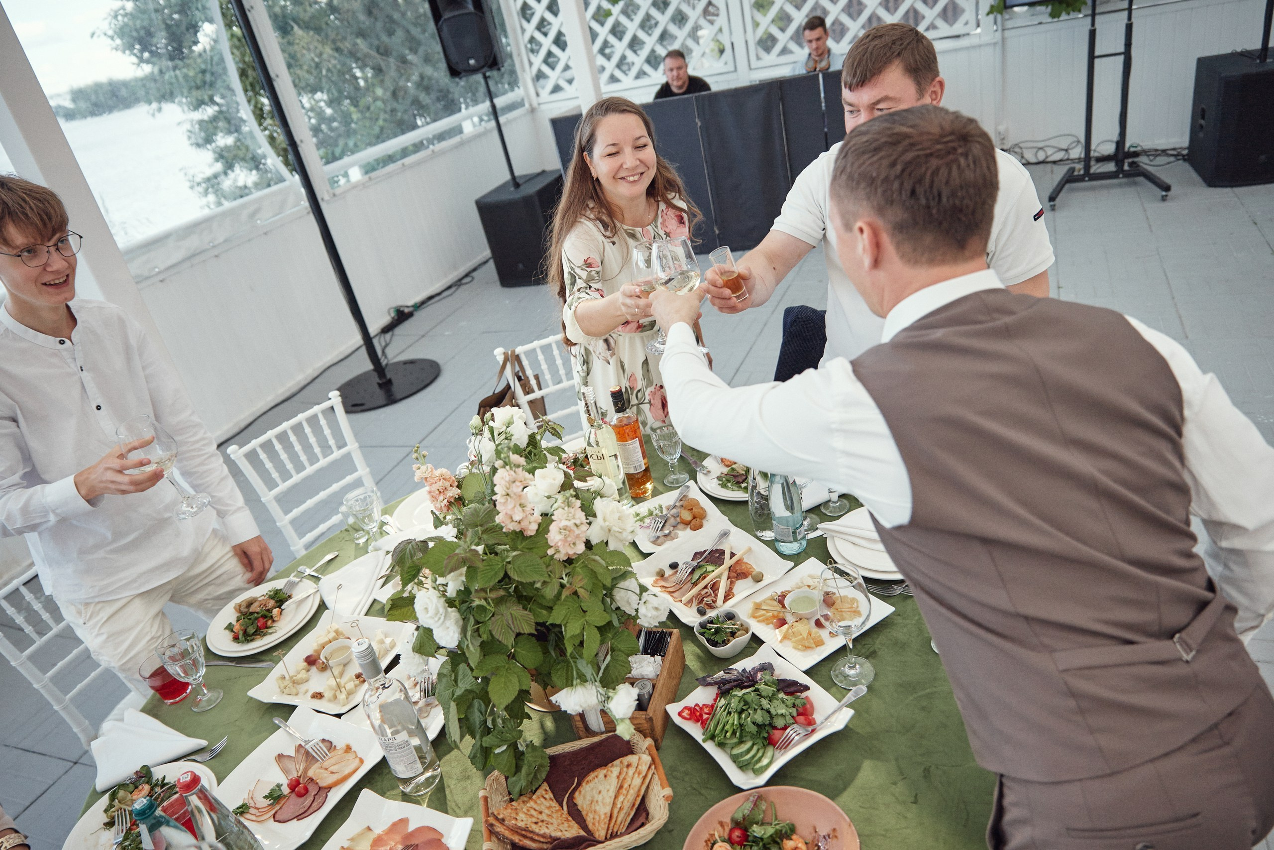 Счастье здесь. Свадебный фотограф Антон Артюшин. Работаю в Нижнем Новгороде и Москве