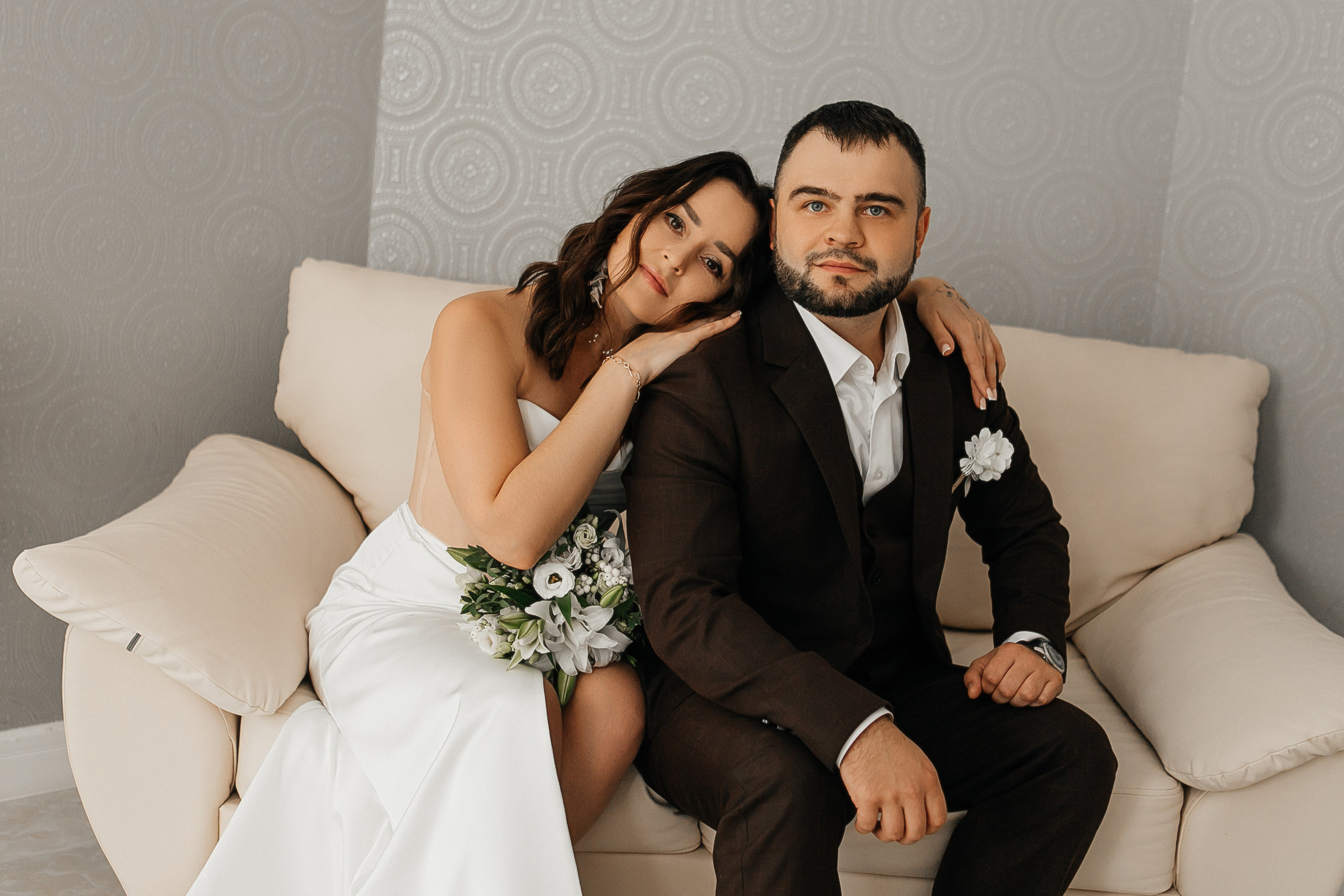 Свадебная фотосессия. Свадьба Дмитрия и Тамары. Фотограф в Иркутске Анастасия Кись. Студийная фотосессия беременности в тканях Иркутск. Семейная фотосессия, ПОРТРЕТ «ПОКОЛЕНИЕ»