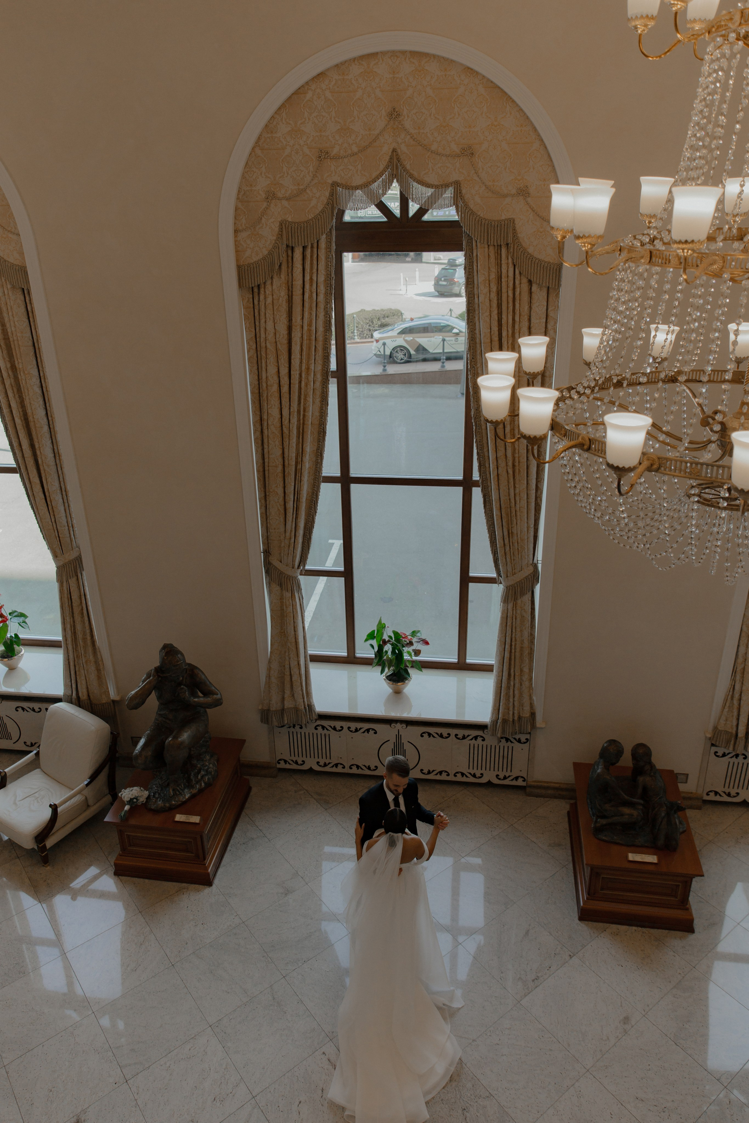 31.08.2024. RETOUCH-HOUSE