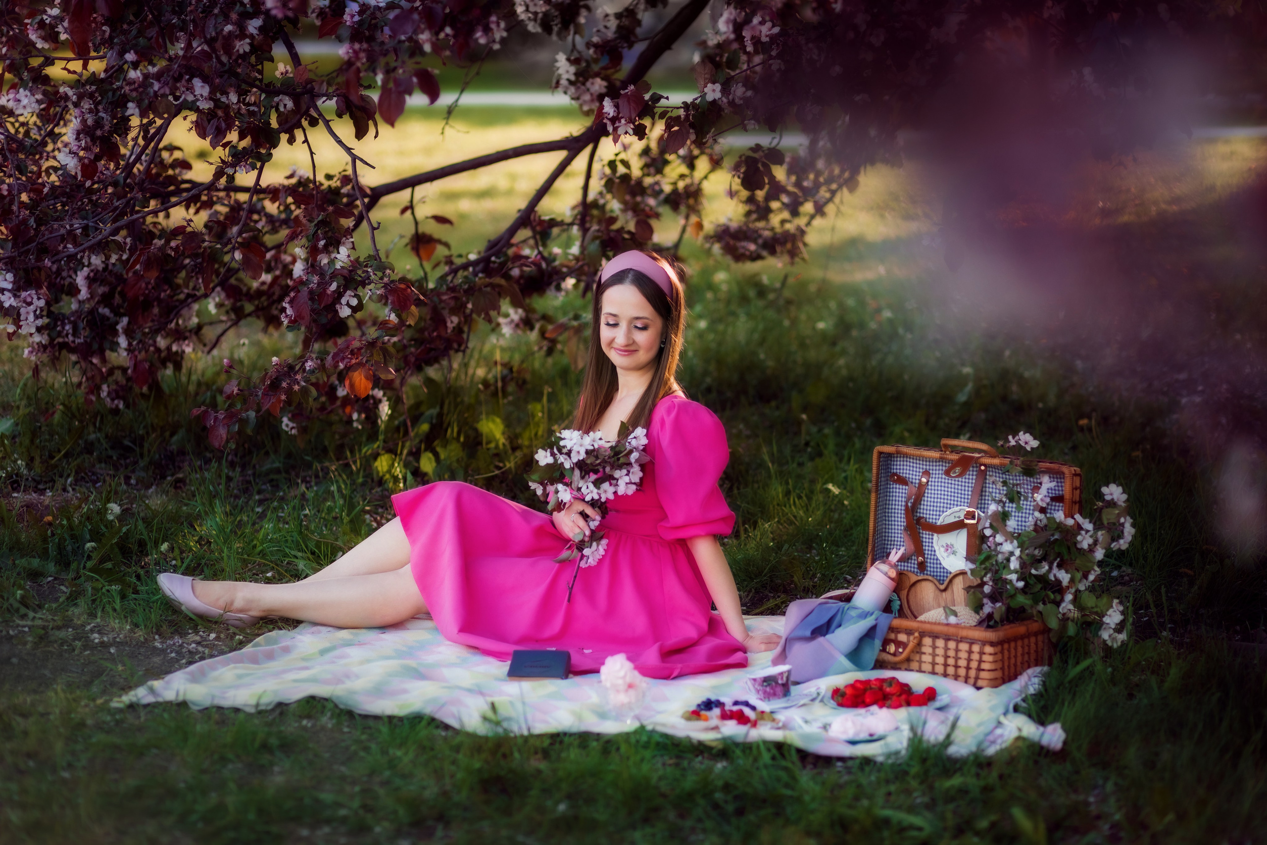 Алёна. Фотосессия в яблонях. Семейный и детский фотограф в Екатеринбурге Оксана Пипкина