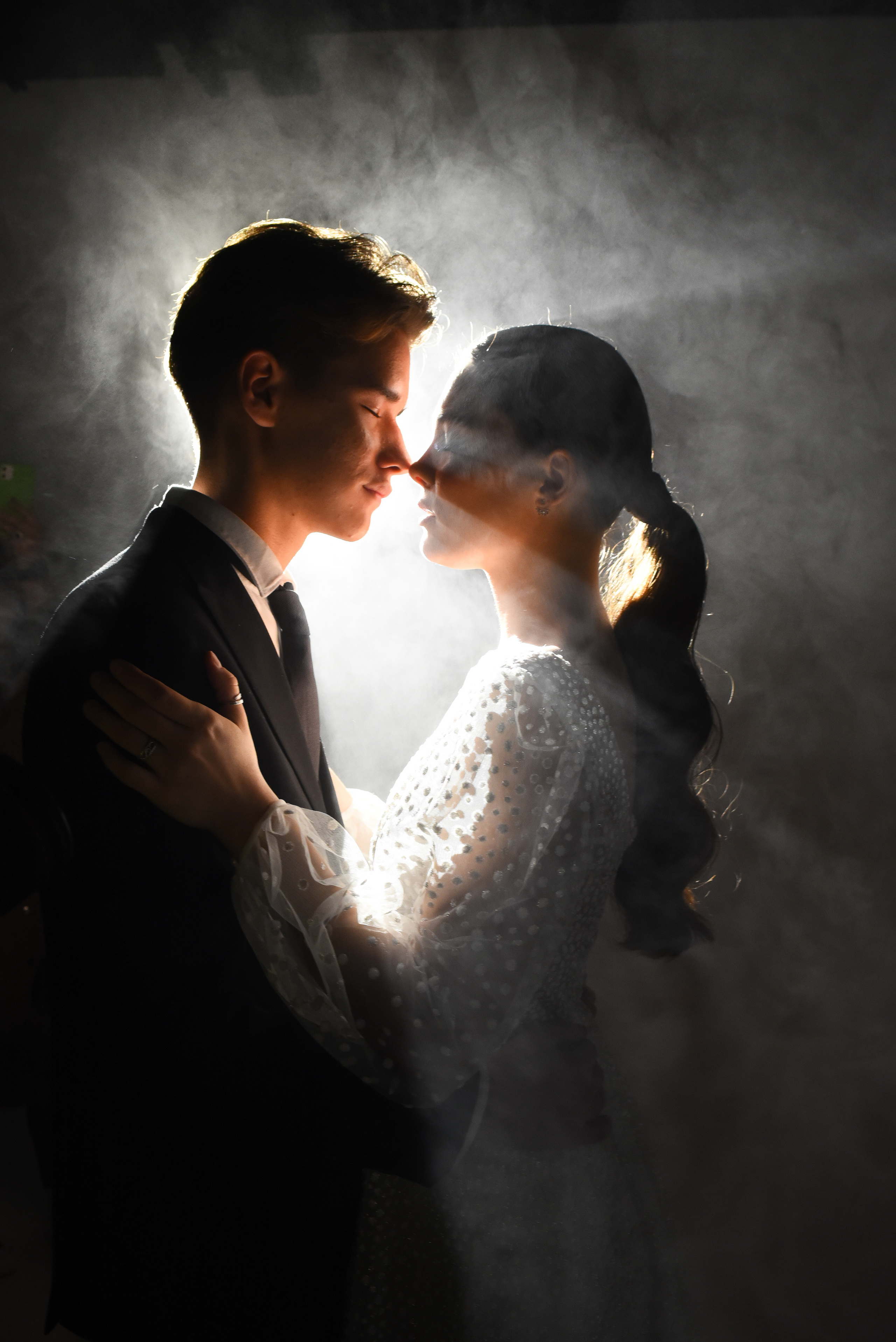 Художественные свадебные фото. Свадебные фотограф и видеограф в Саратове