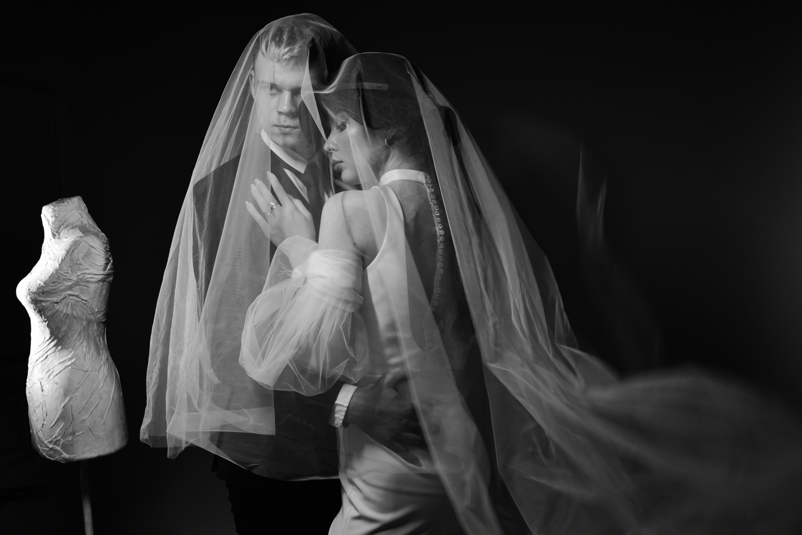 Художественные свадебные фото. Свадебные фотограф и видеограф в Саратове