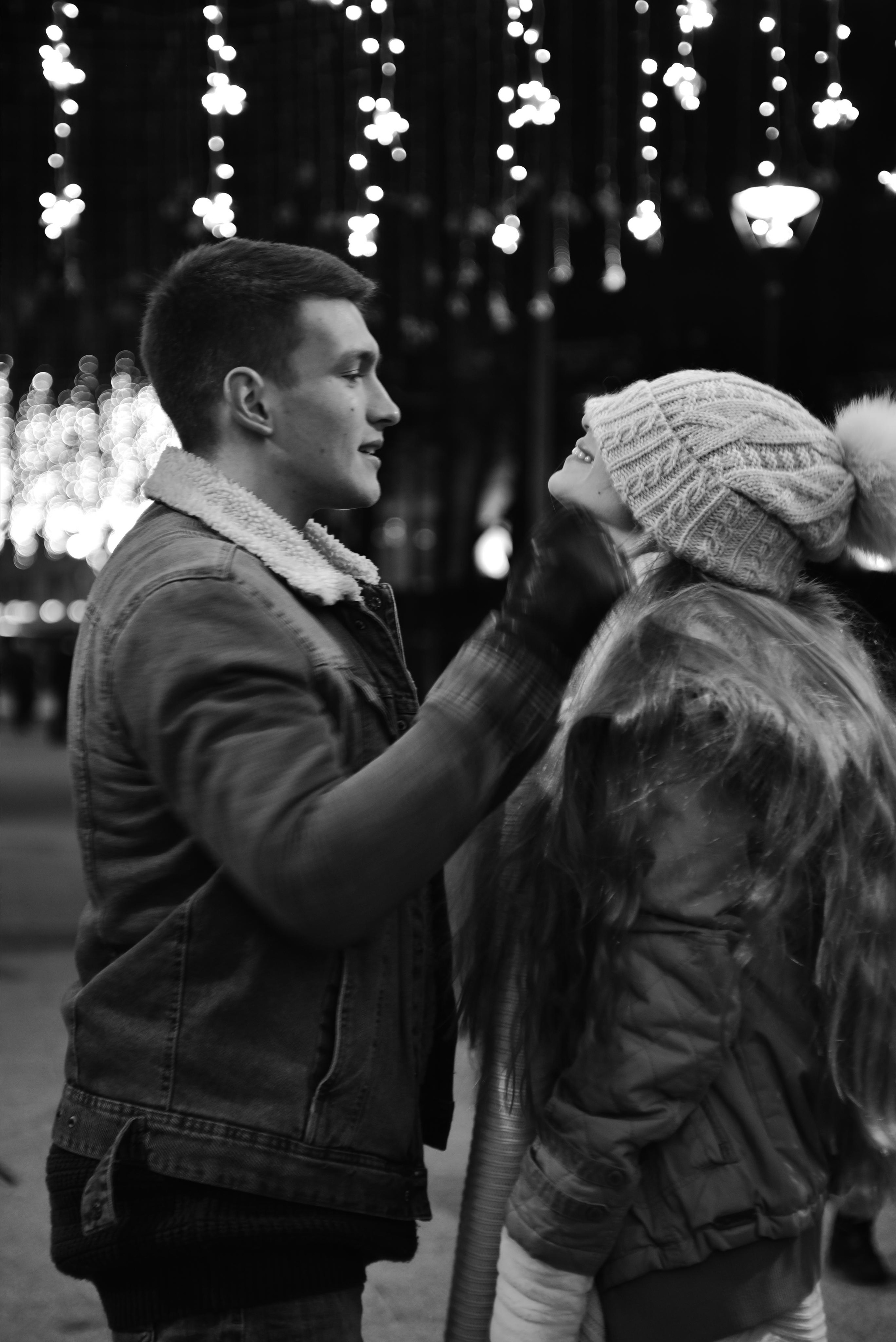 Влюбленные на проспекте. Свадебные фотограф и видеограф в Саратове