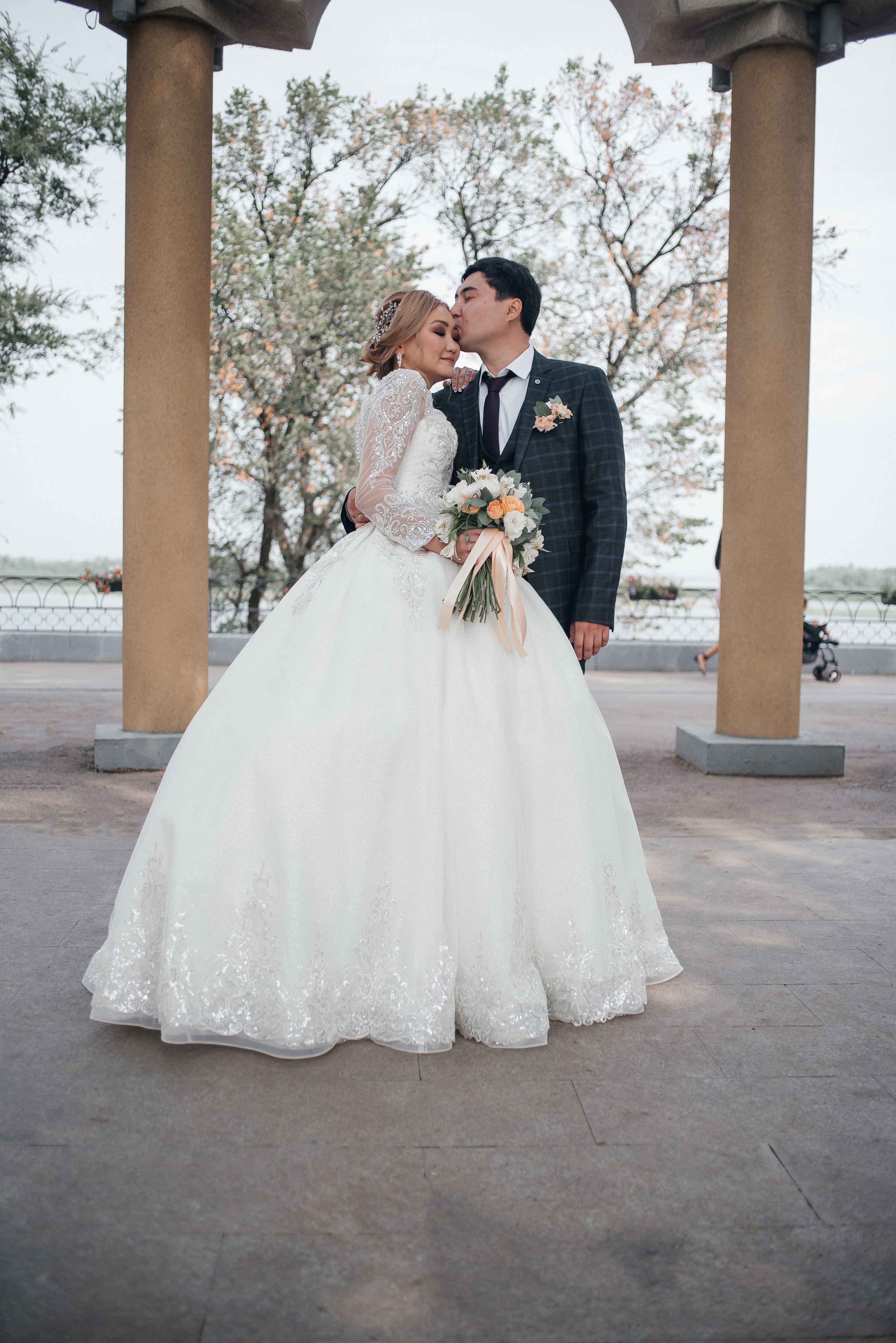 Талгат и Айжан. Свадебные фотограф и видеограф в Саратове