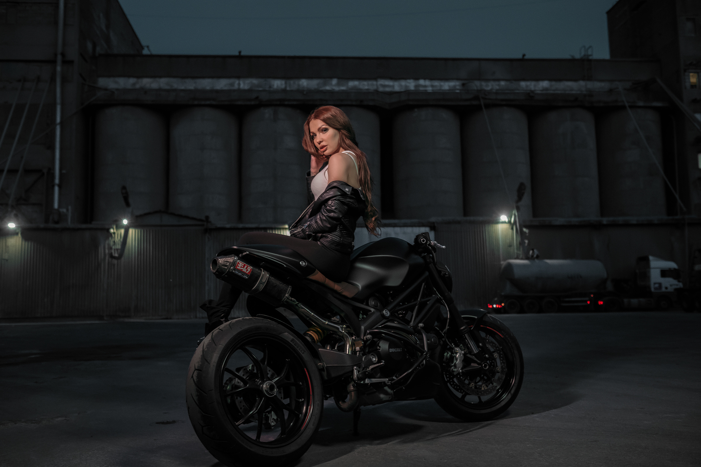 Moto. Имиджевый фотограф Илья Балух — заяви о себе красиво