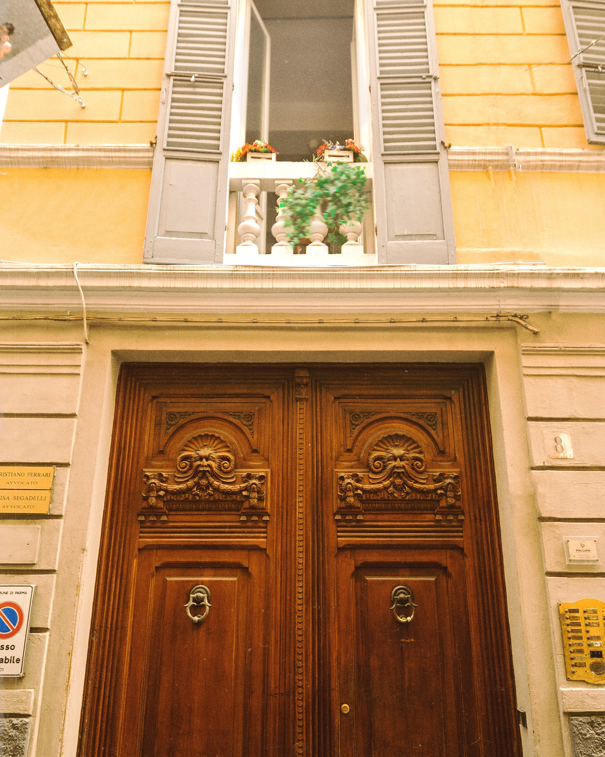 C i t i e s. Your photographer