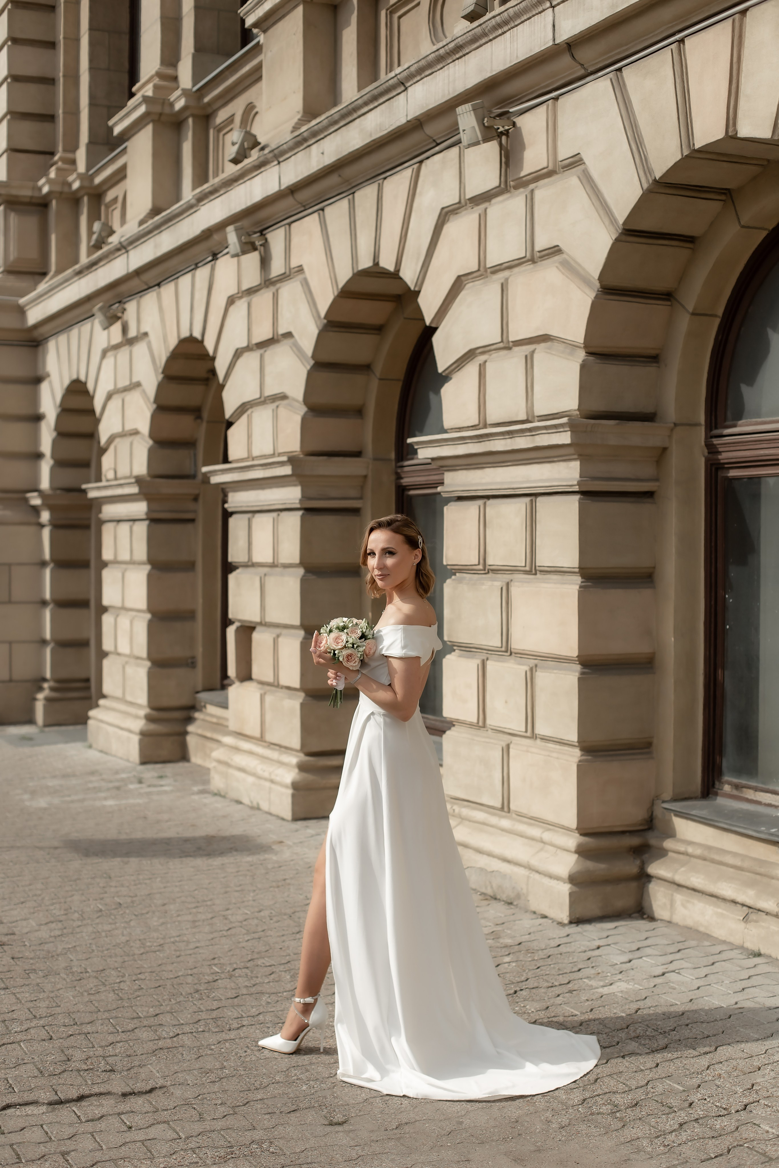 Саша и Вика. Биржевой сквер. Фотограф в Калининграде Решетникова Алина