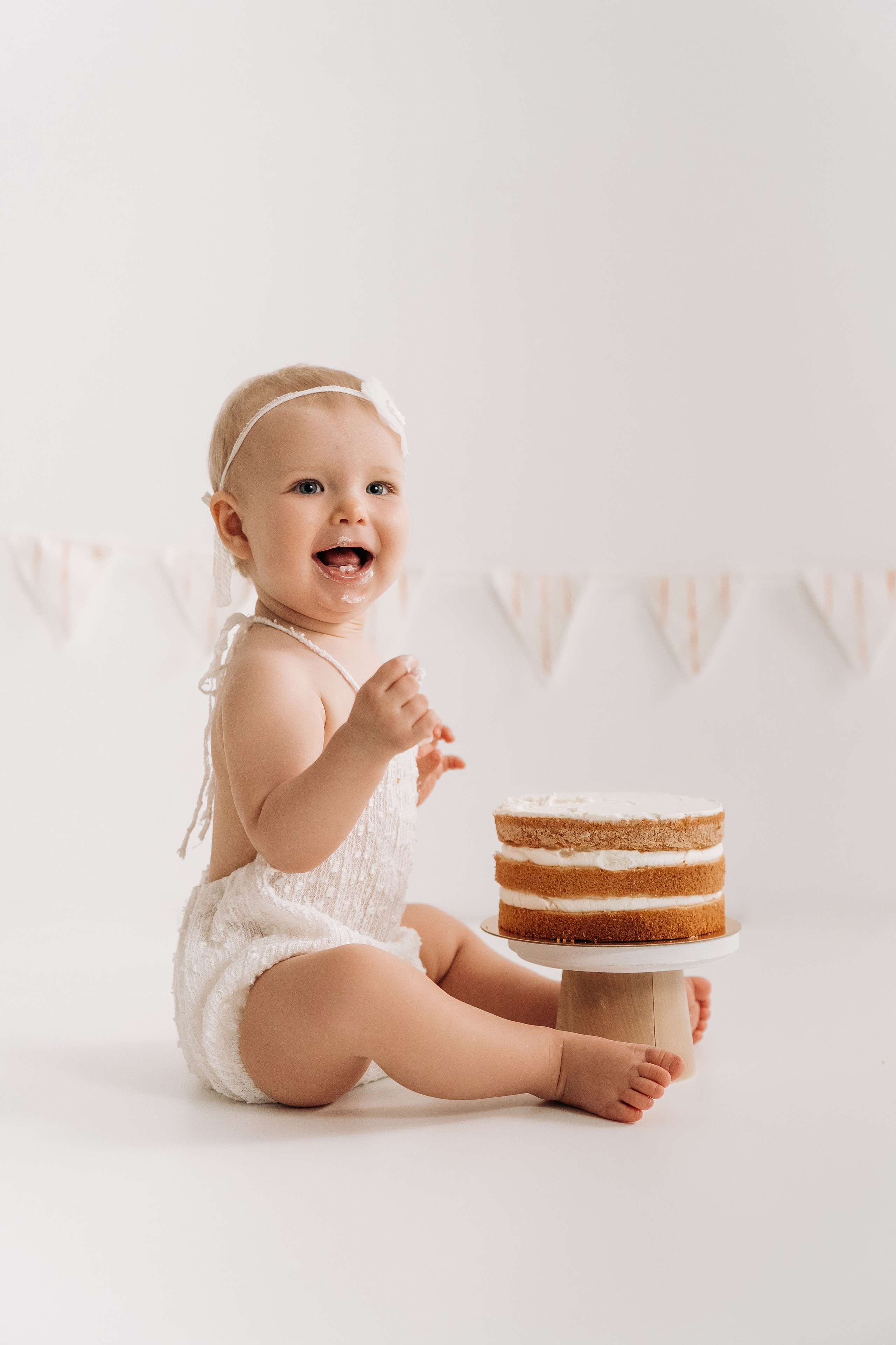 Фотосессия на годик Анюте. Семейный фотограф СПб Анастасия Василь. Фотосессия на годик