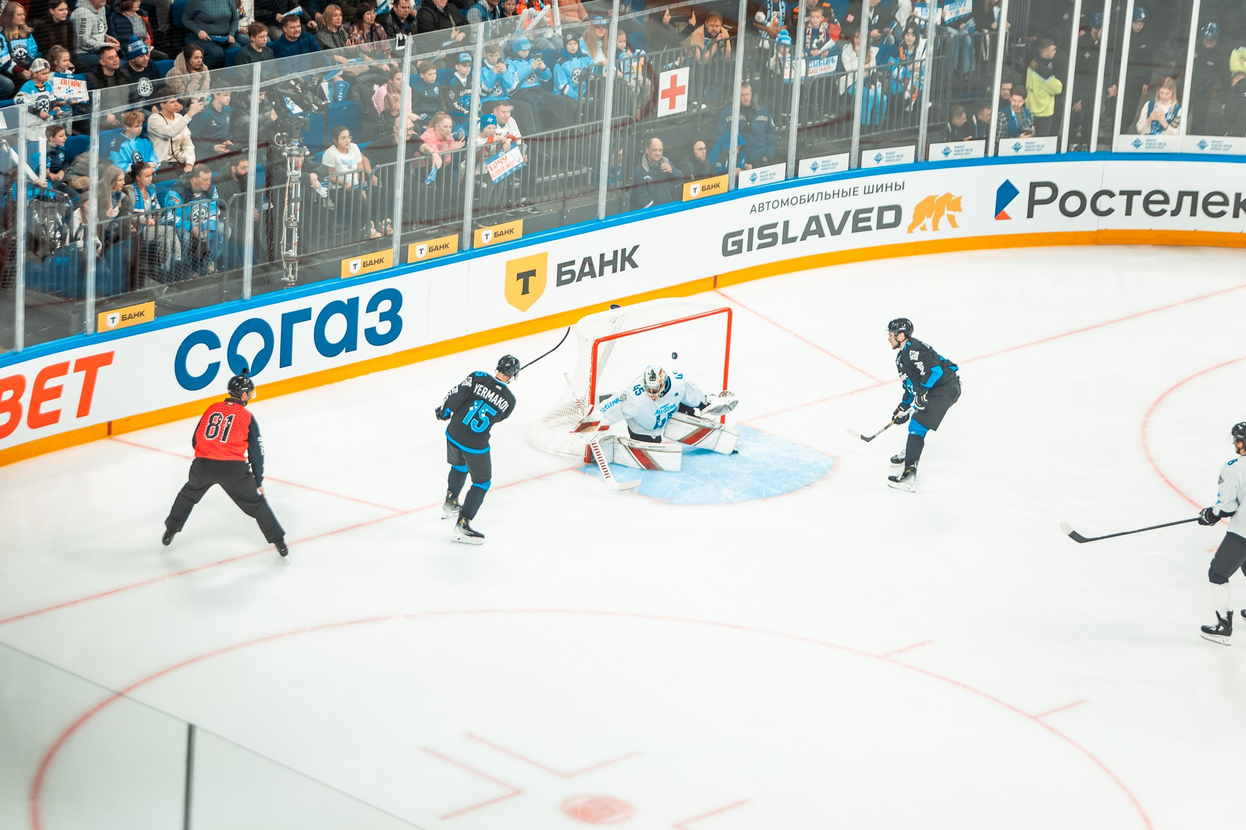 KHL All-Star 2025. Репортажный фотограф в Сочи Дмитрий Ветринский