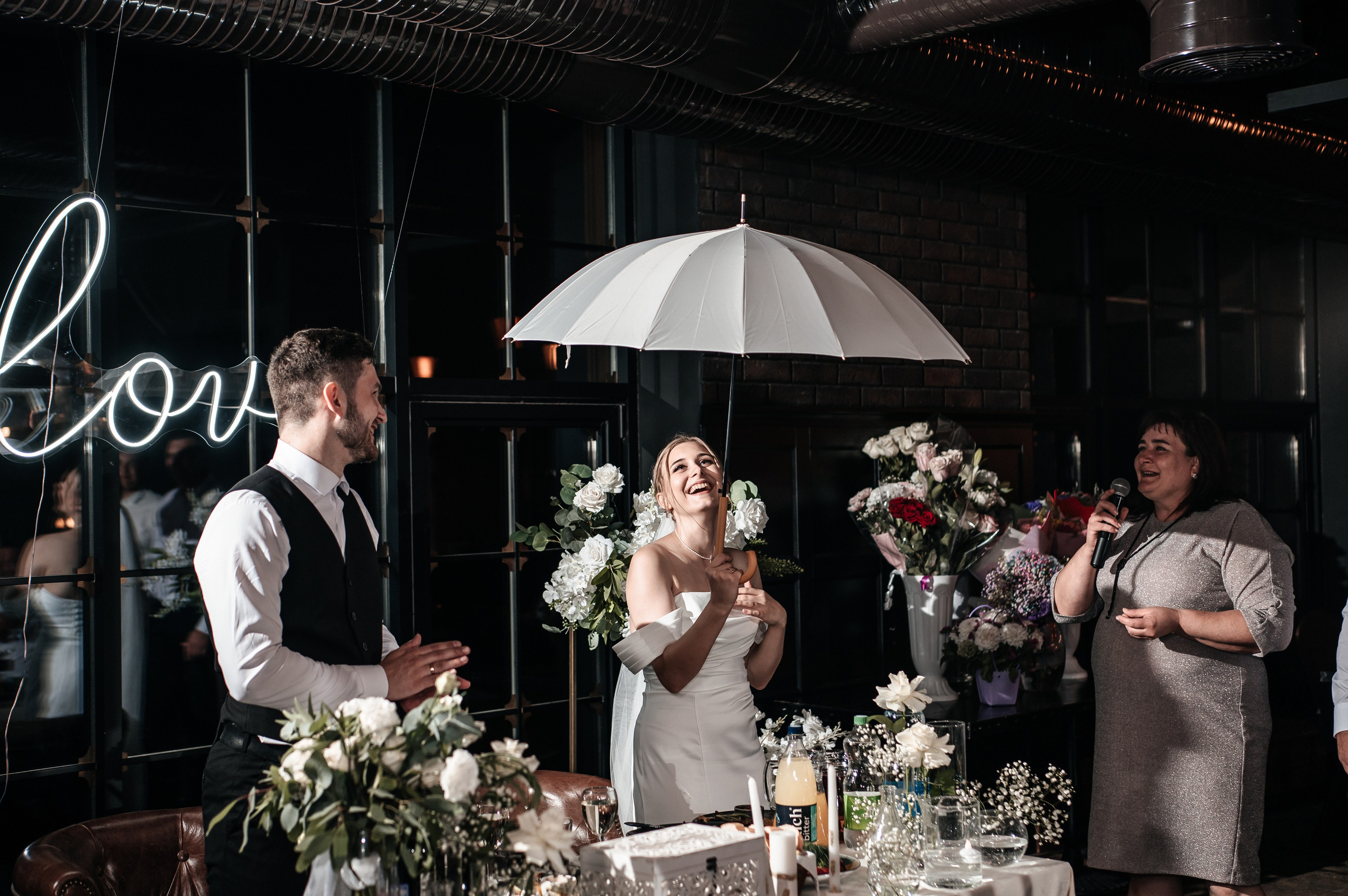 Даниил и Валерия. Черная утка. Полный день. Фотограф Екатерина Бочарникова