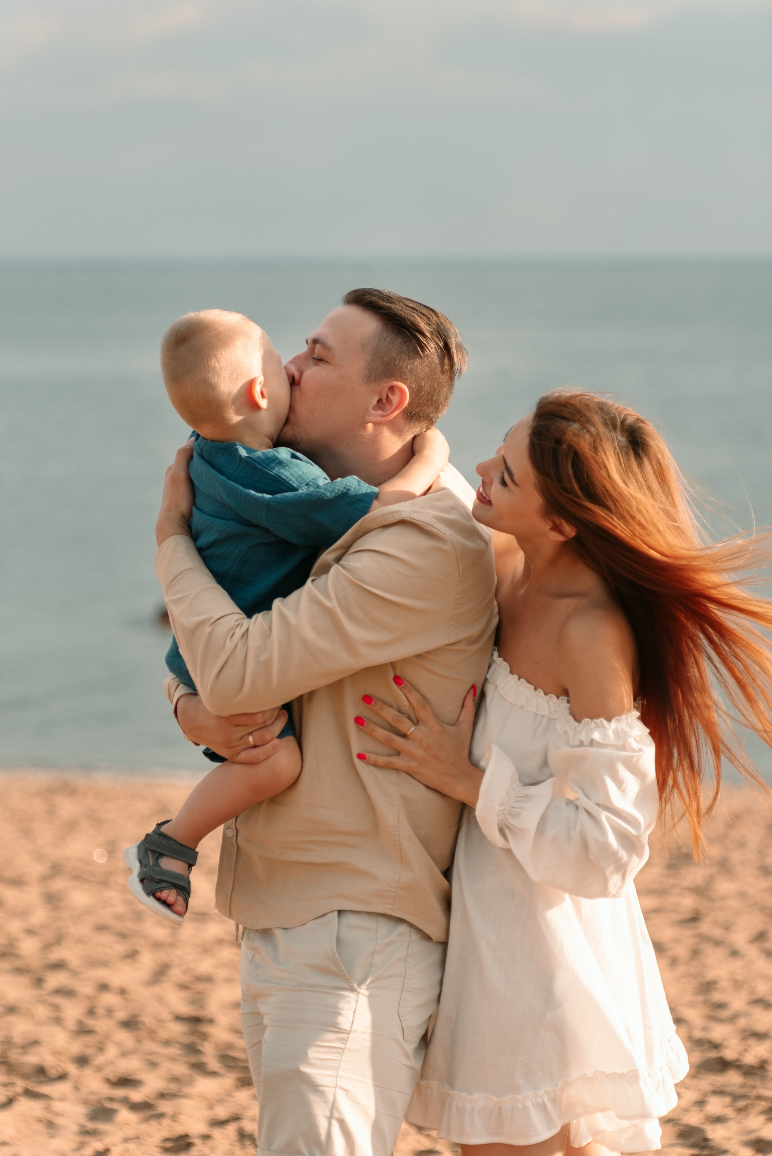 Семейная фотосессия на природе. Фотограф Юлия Кондратьева