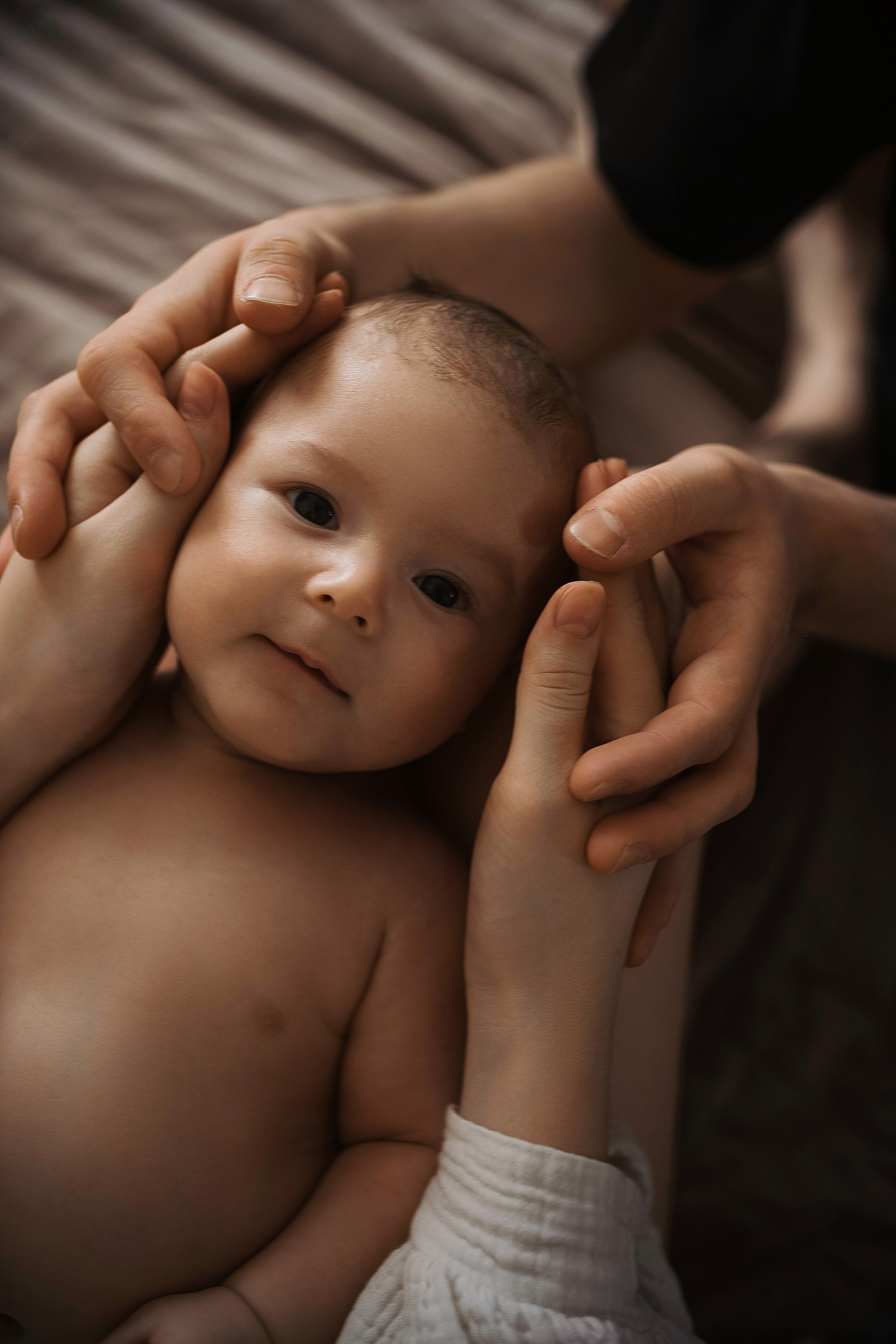 Первая домашняя фотосессия малыша 3 месяца. Портретный фотограф в Москве Ольга Акушко