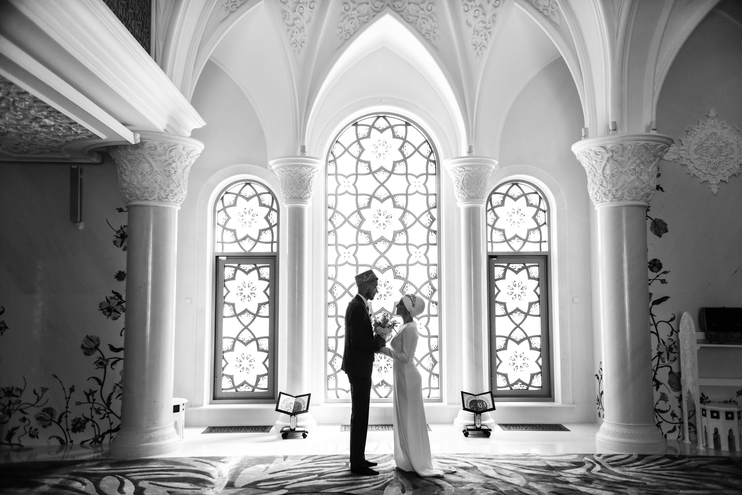 Фотограф Никах Москва Казань. фотосессия Пары в мечети Ирек на никах