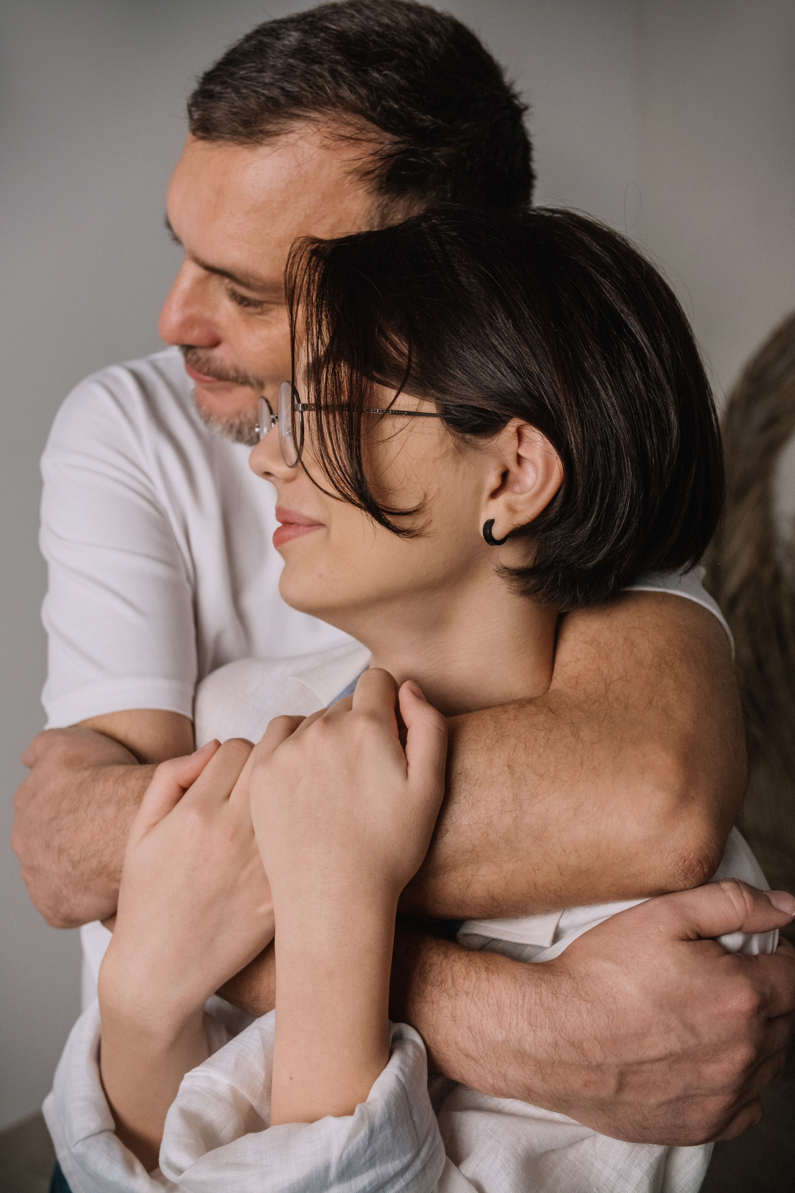 Семейная фотосессия в студии со взрослыми детьми мама папа дочь и сын. Портретный фотограф в Москве Ольга Акушко