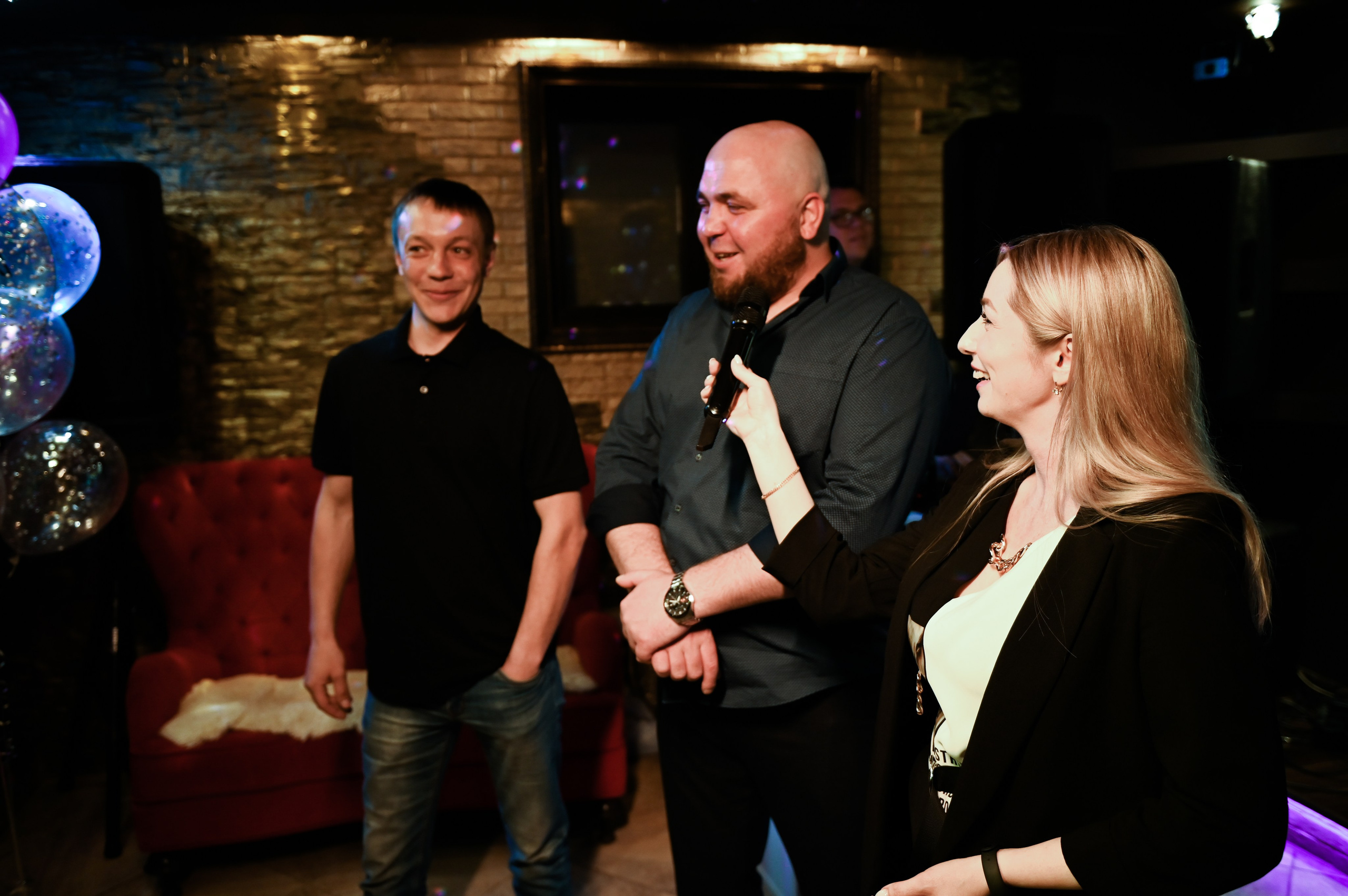 День рождения. Свадебный, семейный, детский, контент фотограф в Омске Максим Ильин