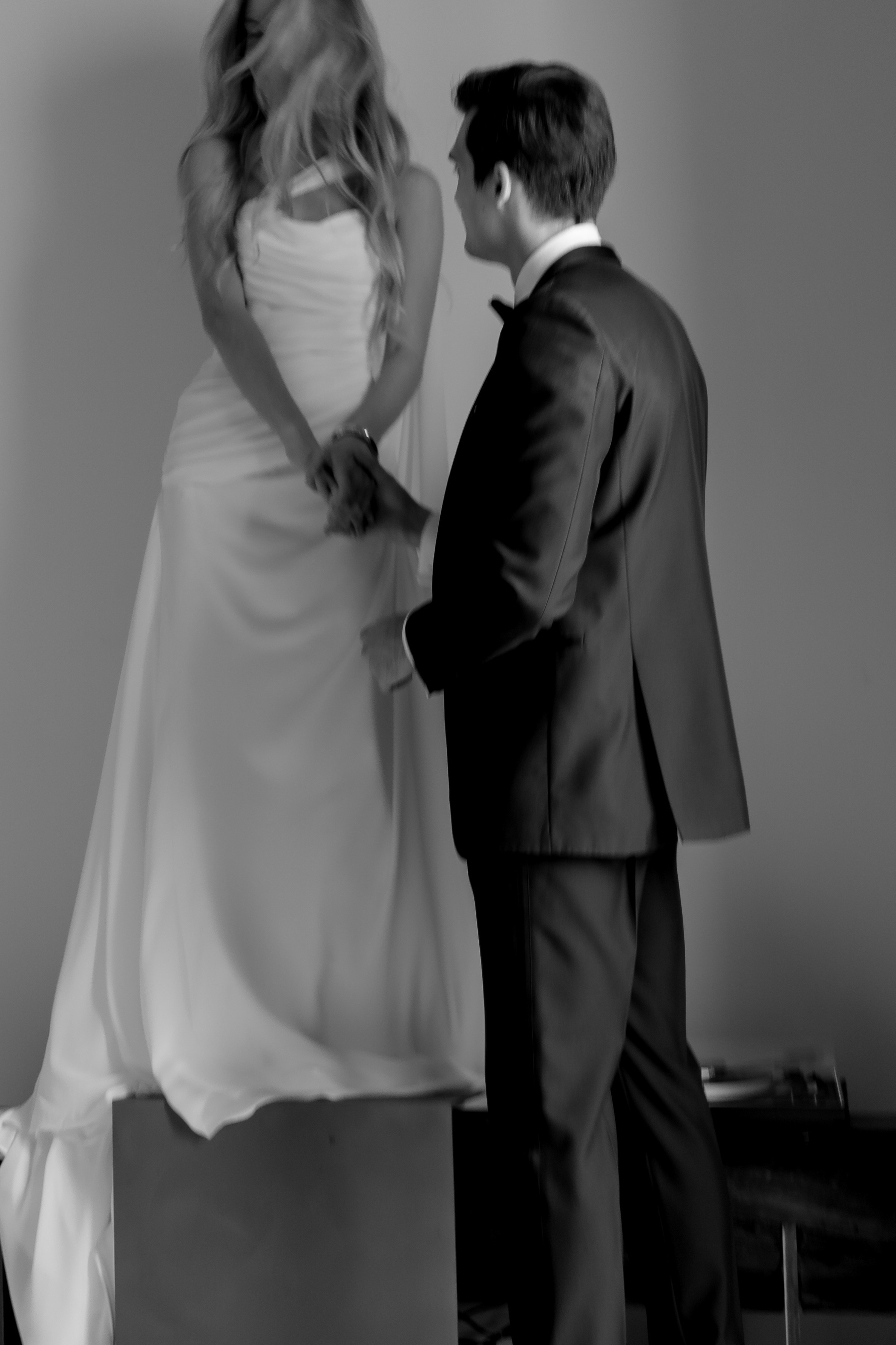 ЭЛЕГАНТНАЯ СВАДБЕНАЯ СЬЕМКА ЖЕНИХА И НЕВЕСТЫ В ДОРОГОМ ОТЕЛЕ САНКТ-ПЕТЕРБУРГА. Профессиональный фотограф, Санкт-Петербург — Виктория Богомолова