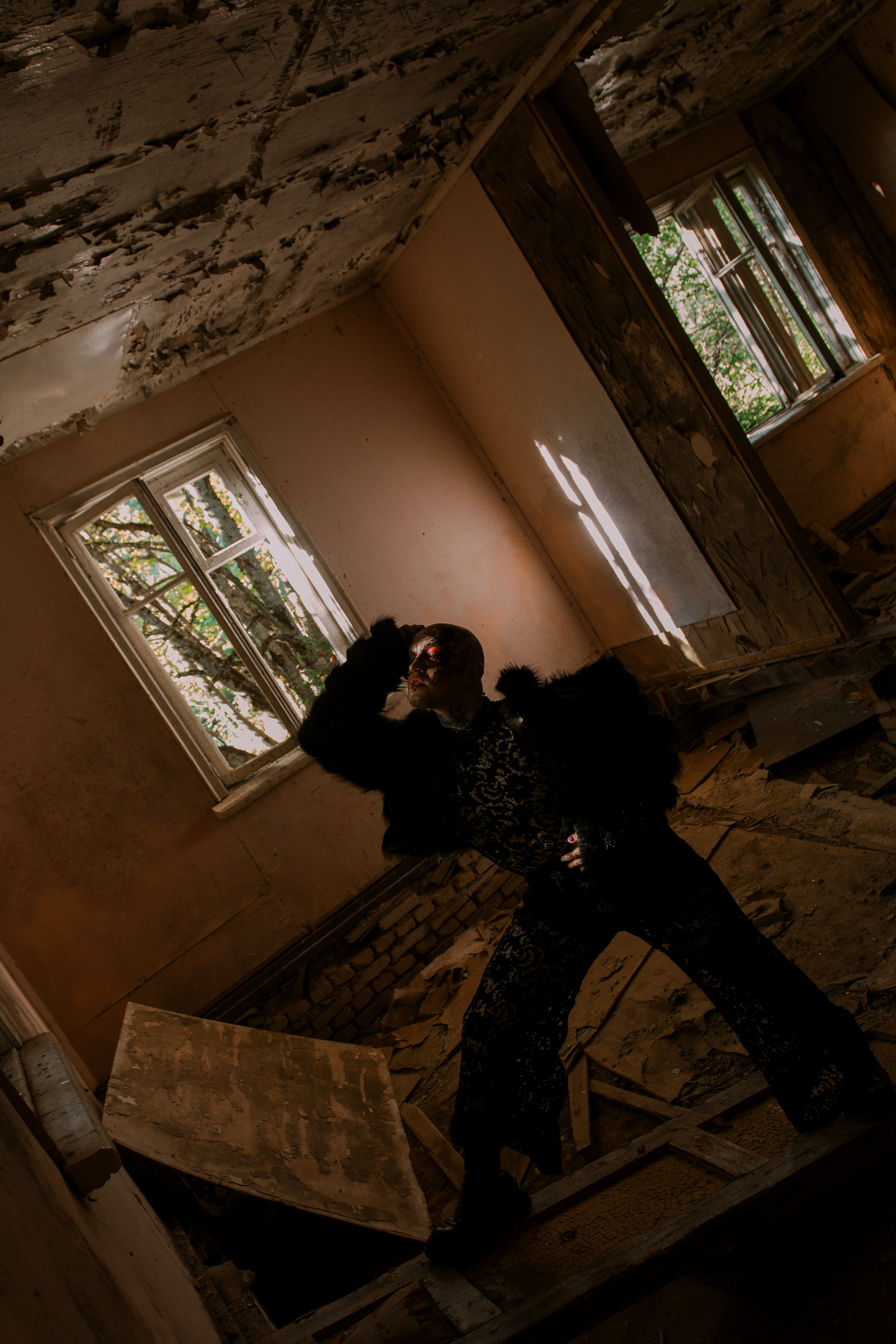 Не место красит человека, а…