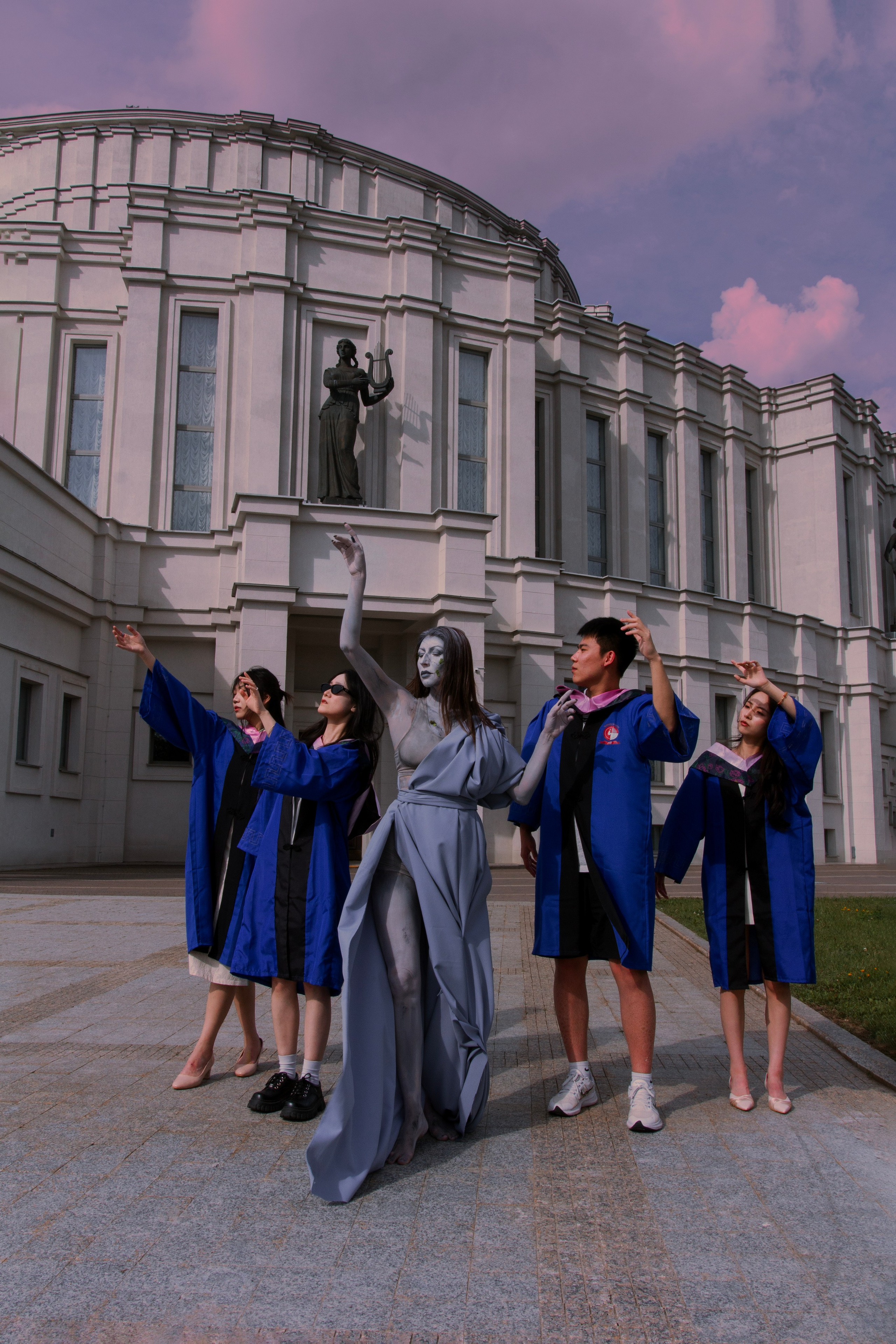 Минская статуя