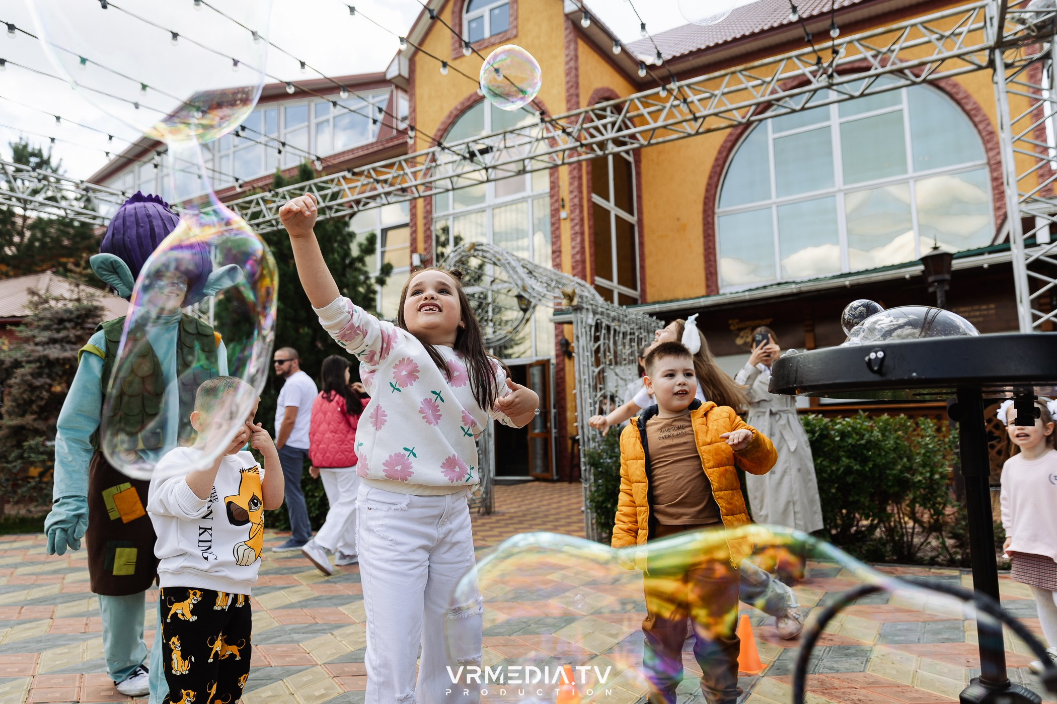 День защиты детей в ресторане «Лазурный берег»